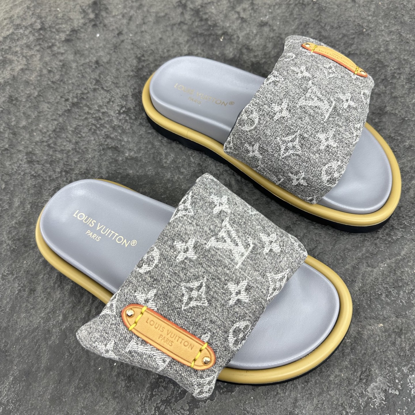 Louis Vuitton Pool Pillow Flat Comfort Slippers Size 36-46