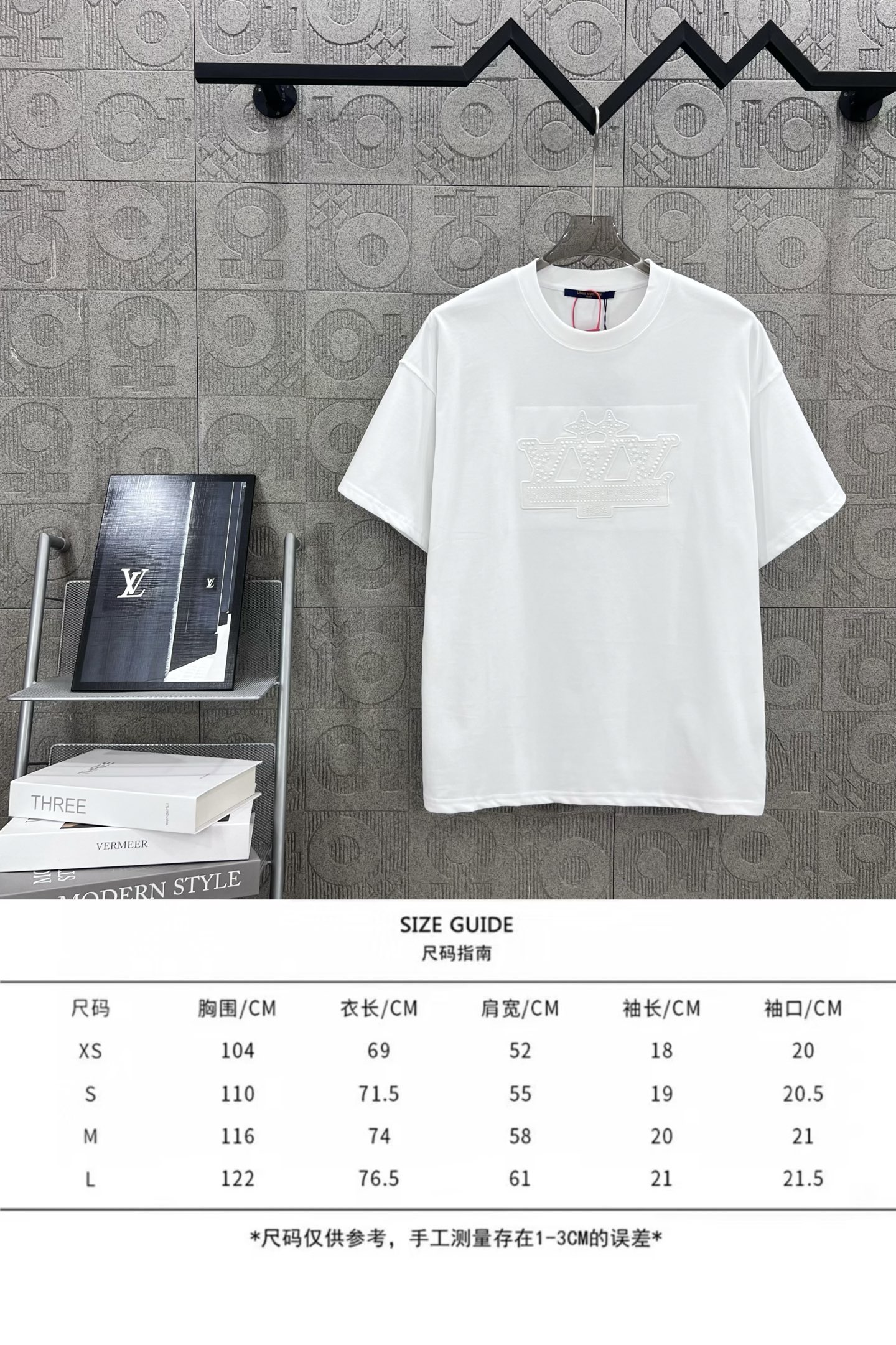 Louis Vuitton T Shirt  Embroider Logo Size XS-L