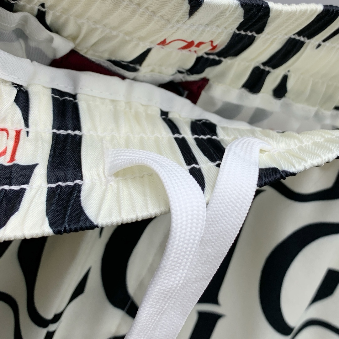 Gucci Sommeranzug Size M-XXL