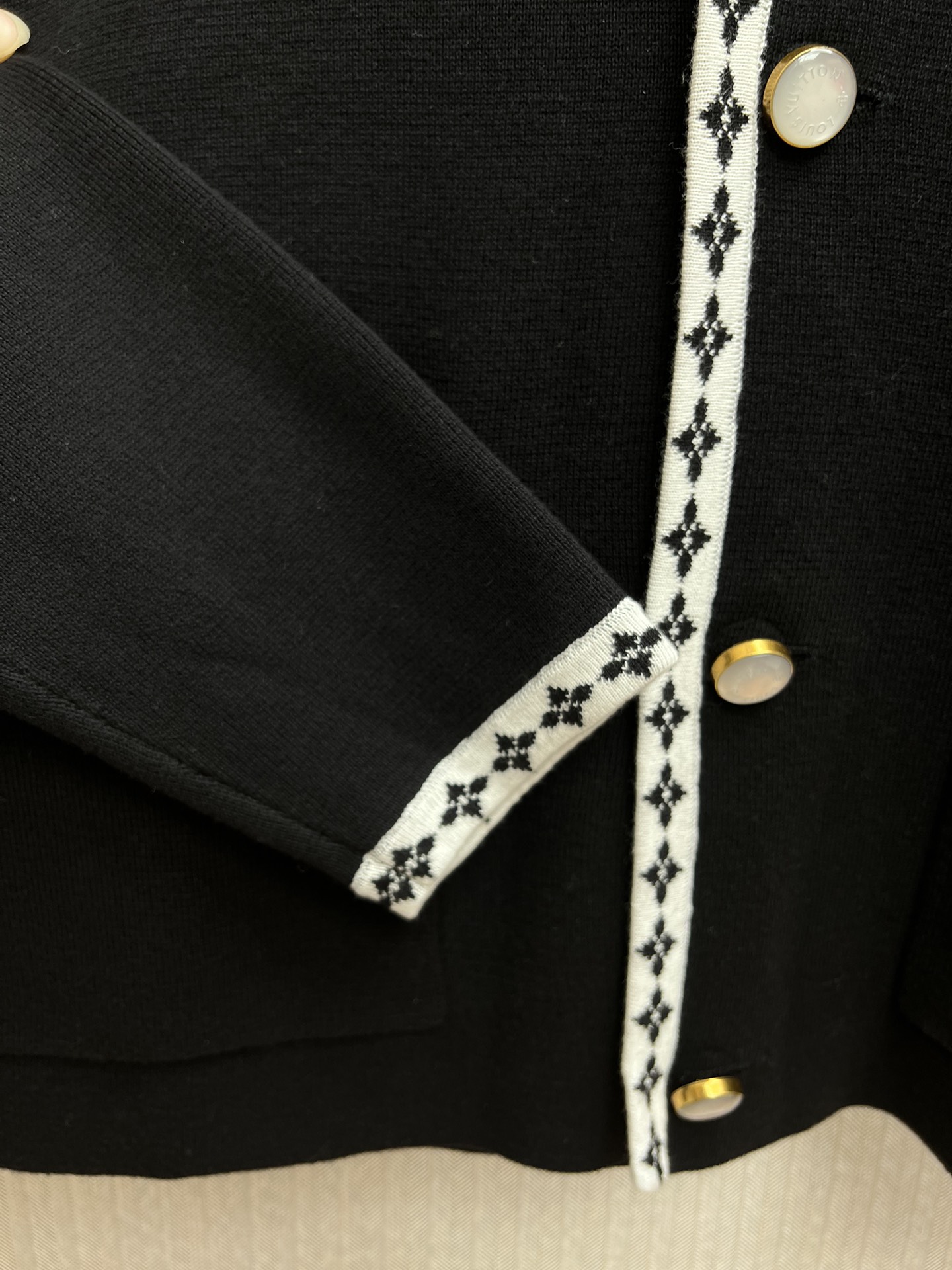 Louis Vuitton Unisex Jacket Size S-XL