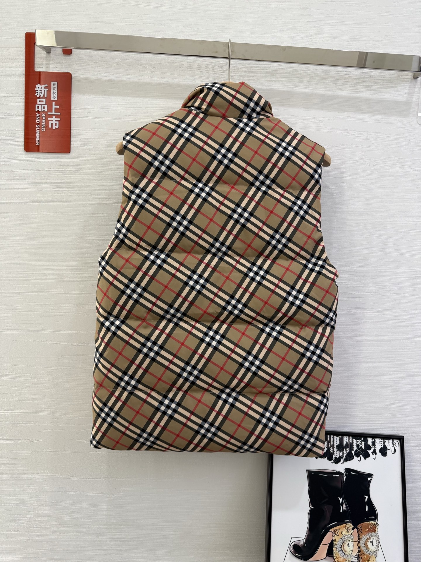 Burberry Unisex Vest Size S-XXL
