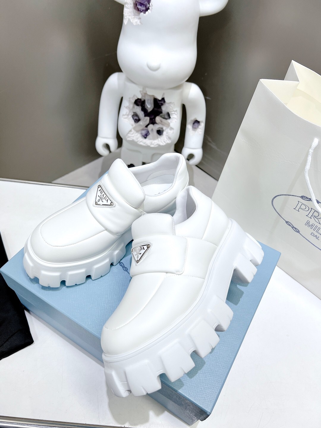 Prada 2024 New Soft padded nappa leather loafers Size 36-40