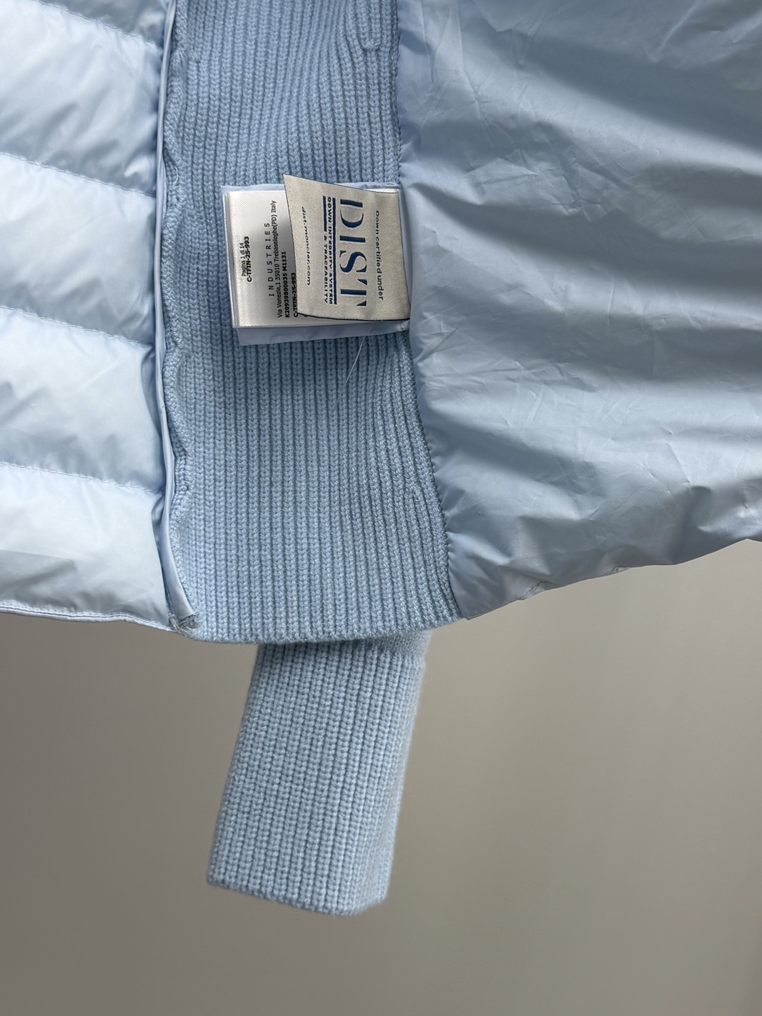 Moncler 25ss Women Gisors Down Jacket Size S-XL