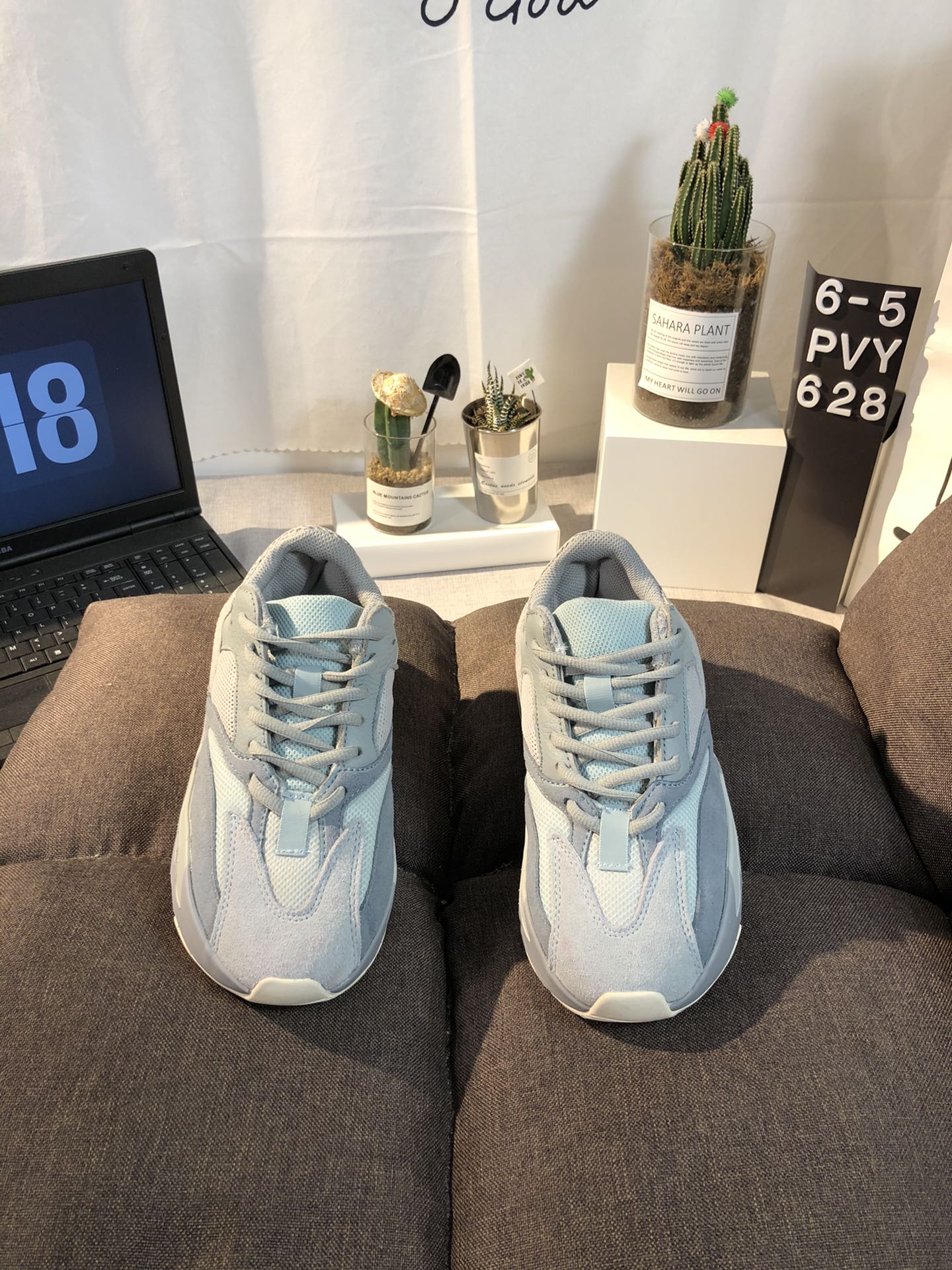 Yeezy 700 Boost Mens/Women's Sneakers Shoes 36 - 45