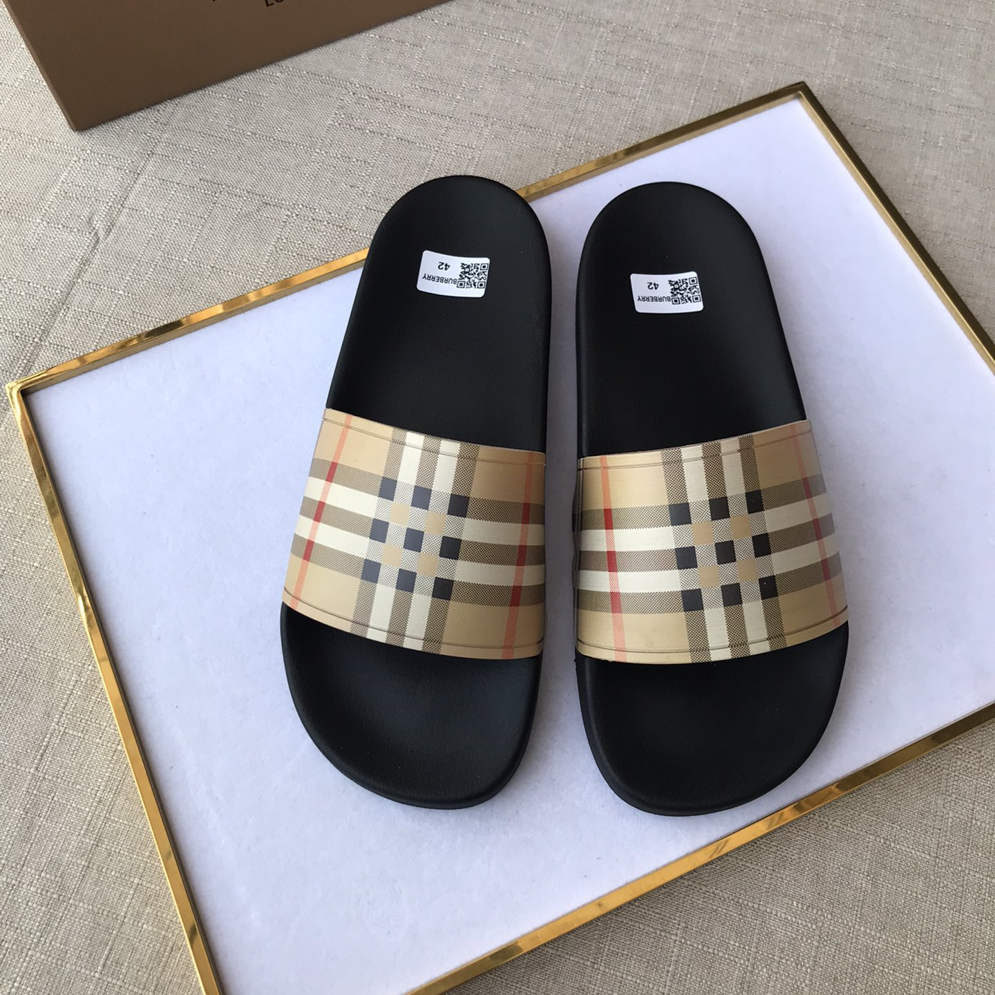 Burberry Mens Women Sandals Gr. 36-46