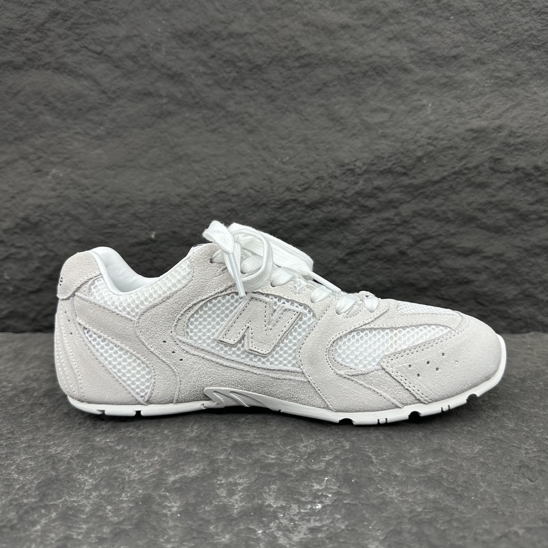 MiuMiu x New Balance Sneaker Size 35-46