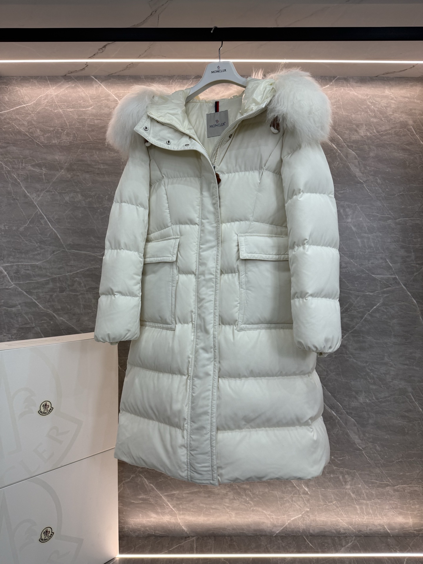 Moncler 25ss Bellevue Women Down Jacket Size 0-3
