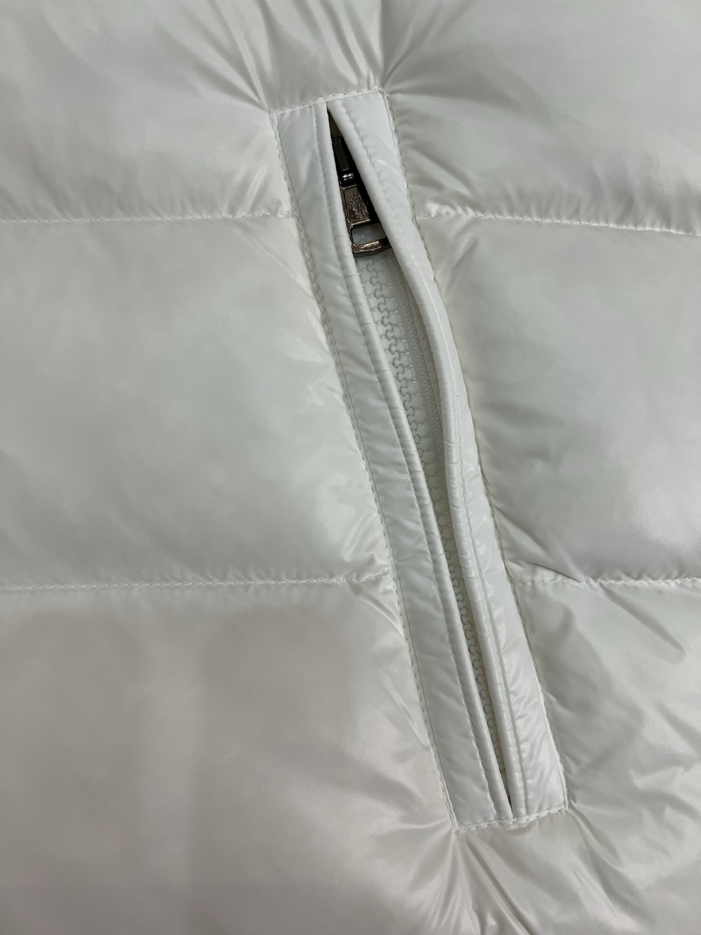 Moncler Tibb Men Winter Vest Size 1-5