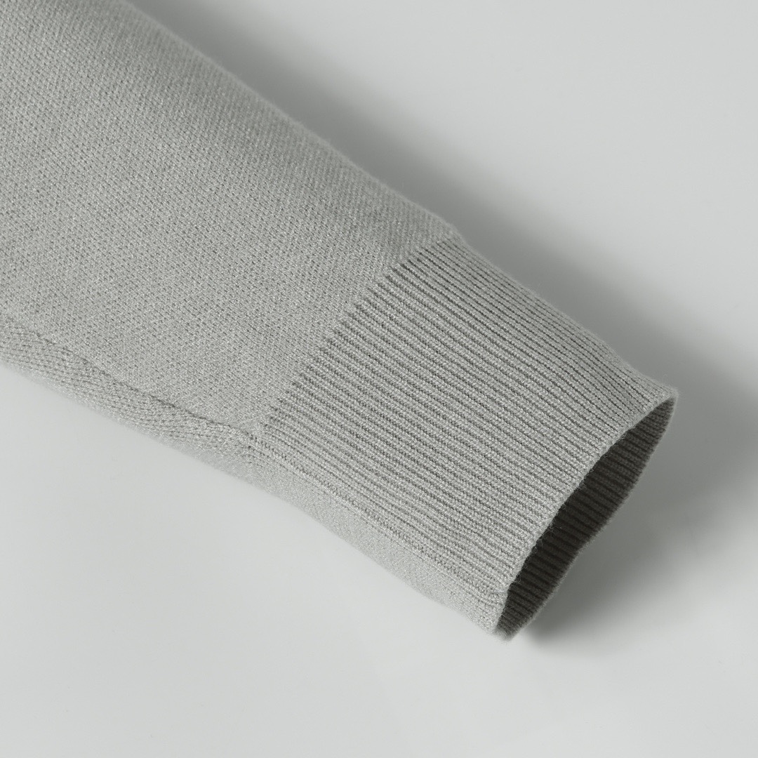 Loewe Unisex Sweatshirt Size S-L