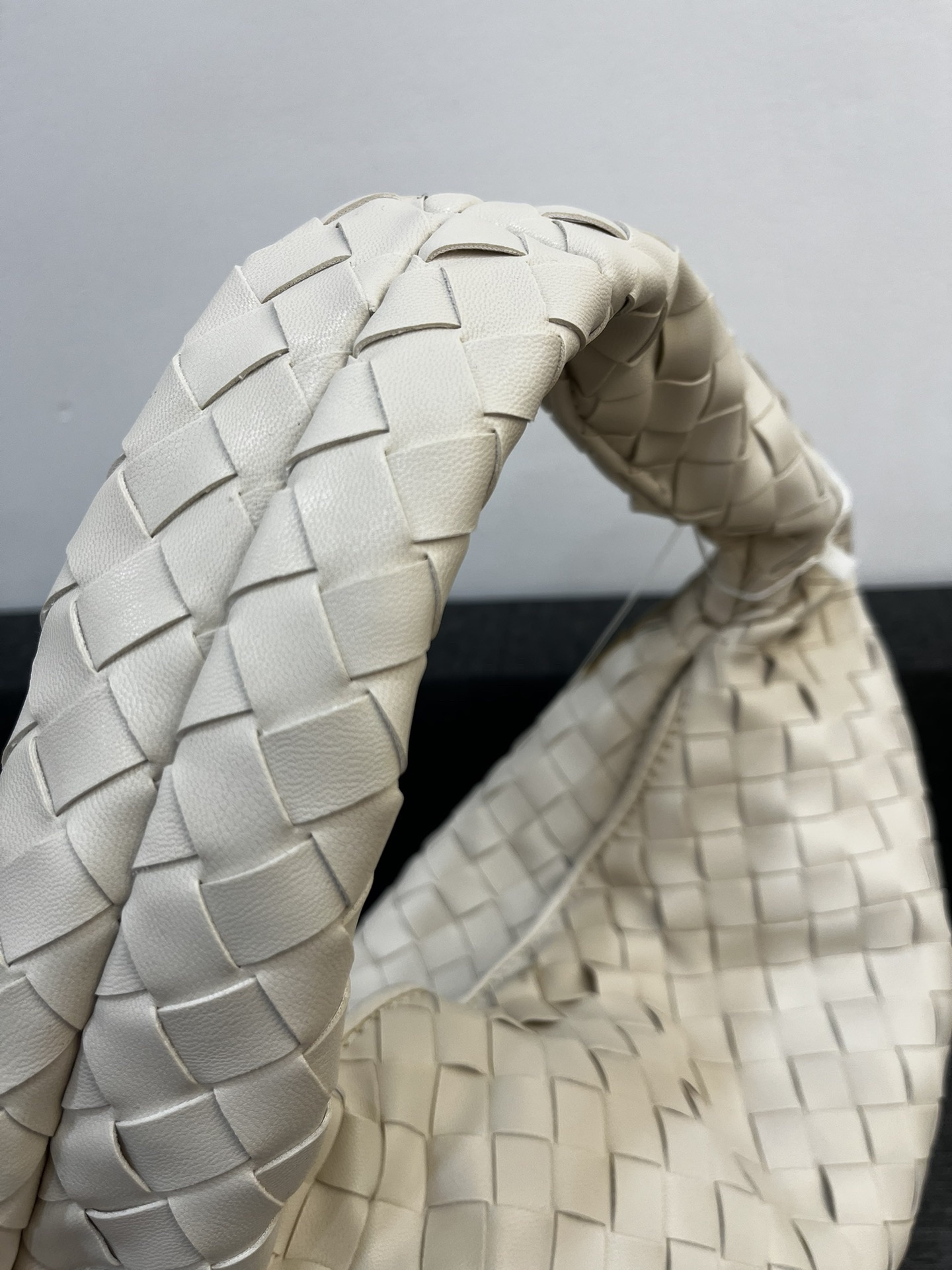 Bottega Veneta HO Shoulder Bags 40*24cm