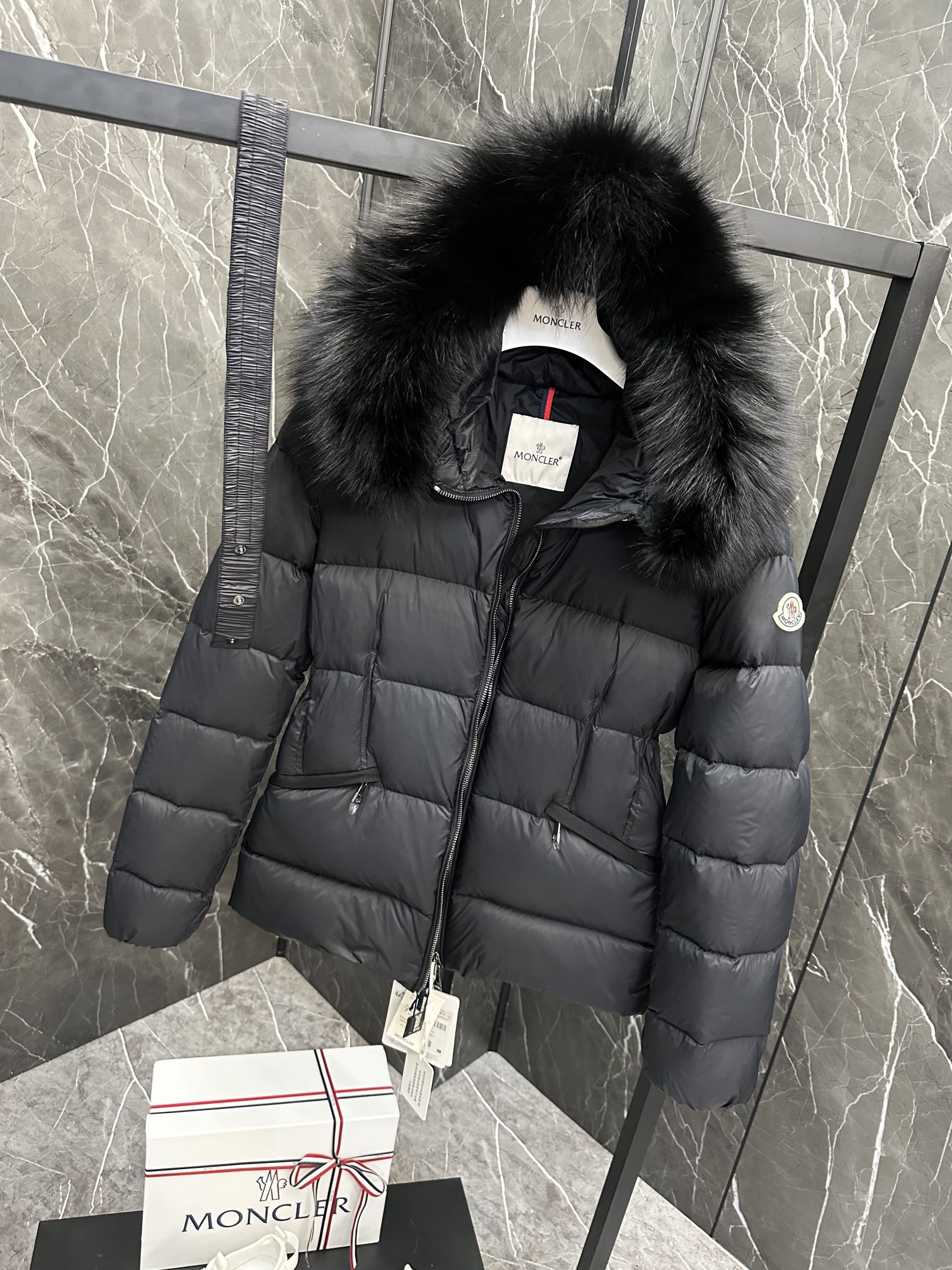 Moncler Boed Women Down Jacket Size S-XL
