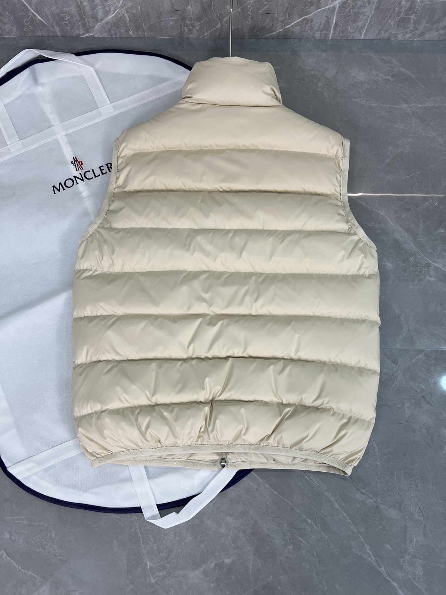 Moncler Contrin Winter Vest Size 1-5