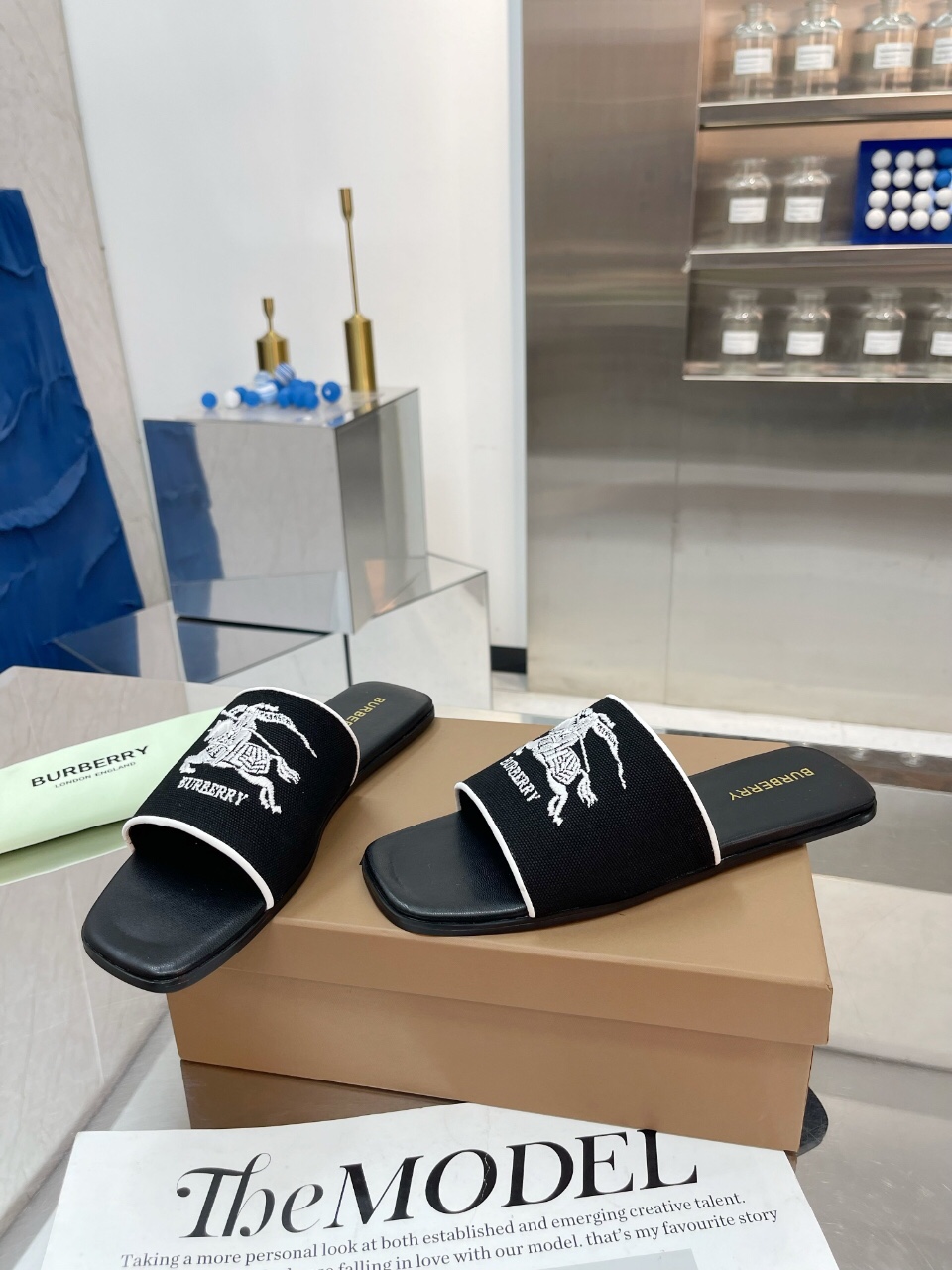 Burberry Women Slippers Size 36-41