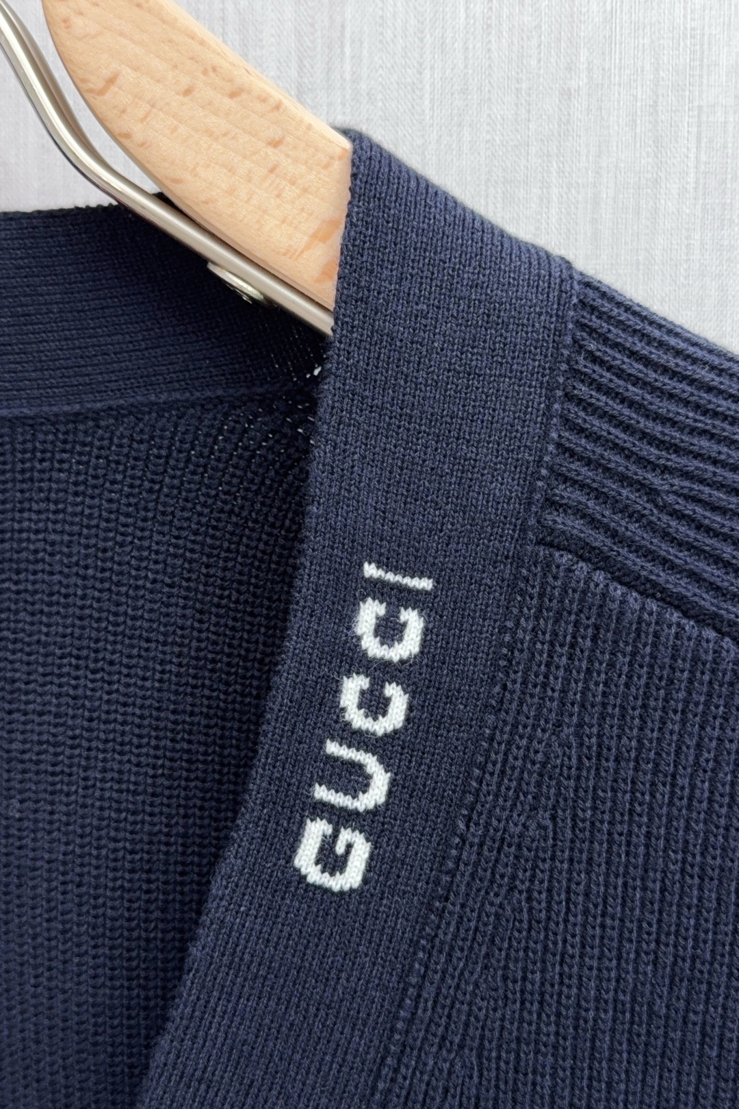 Gucci Unisex Sweatshirt Size S-XL