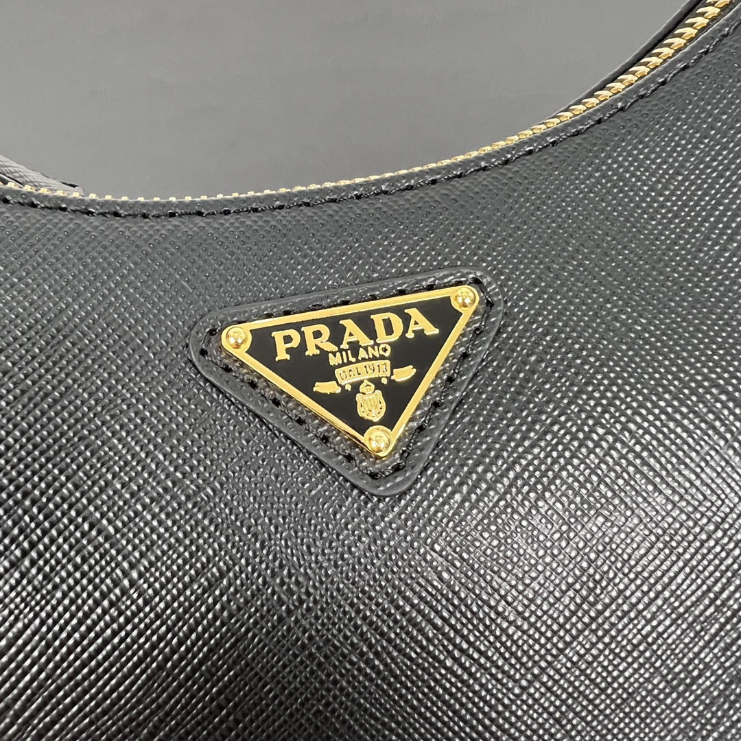 Prada 1BC204 Saffiano Leather Shoulder Bags Size 22*18*6cm