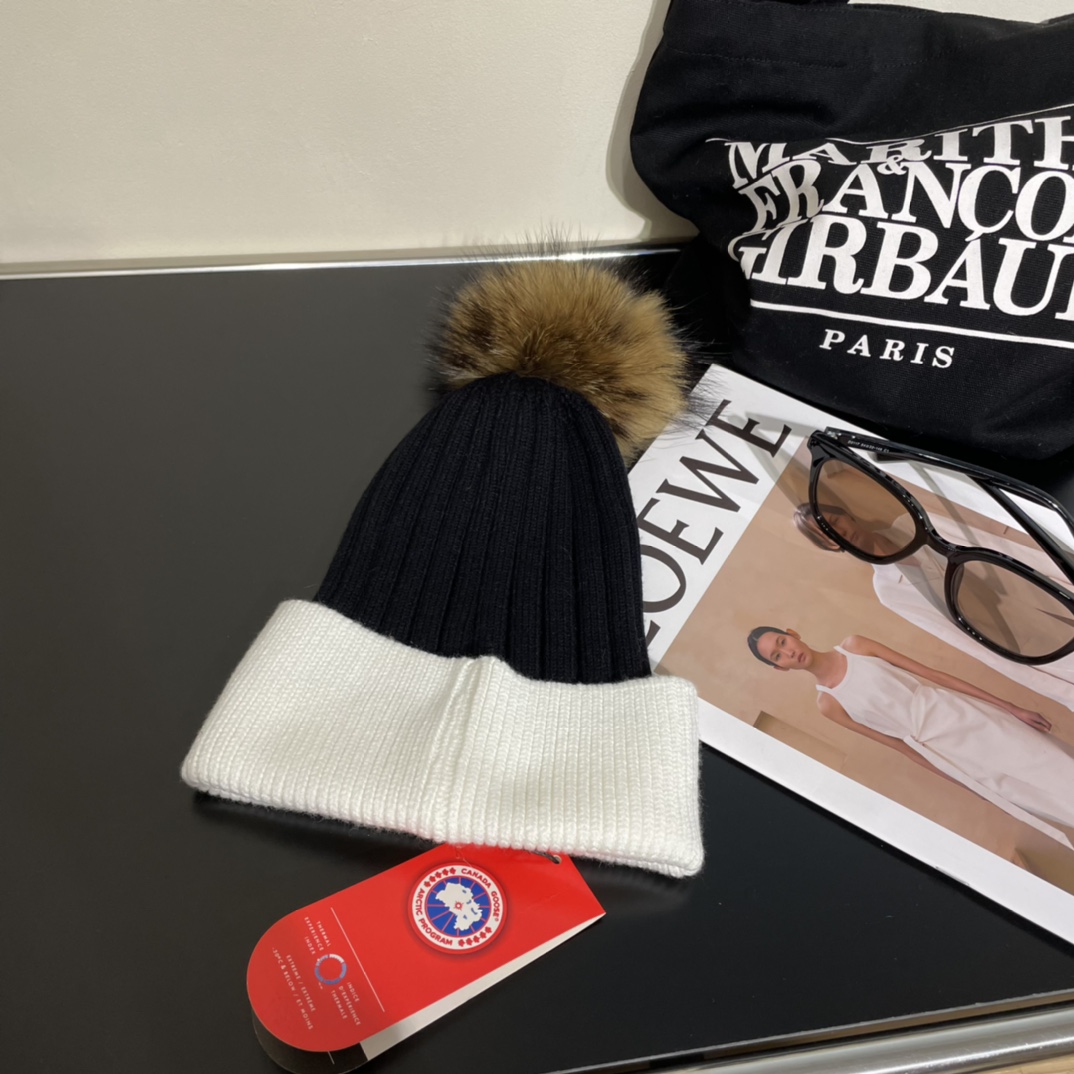 Canada Goose Knitted Hat