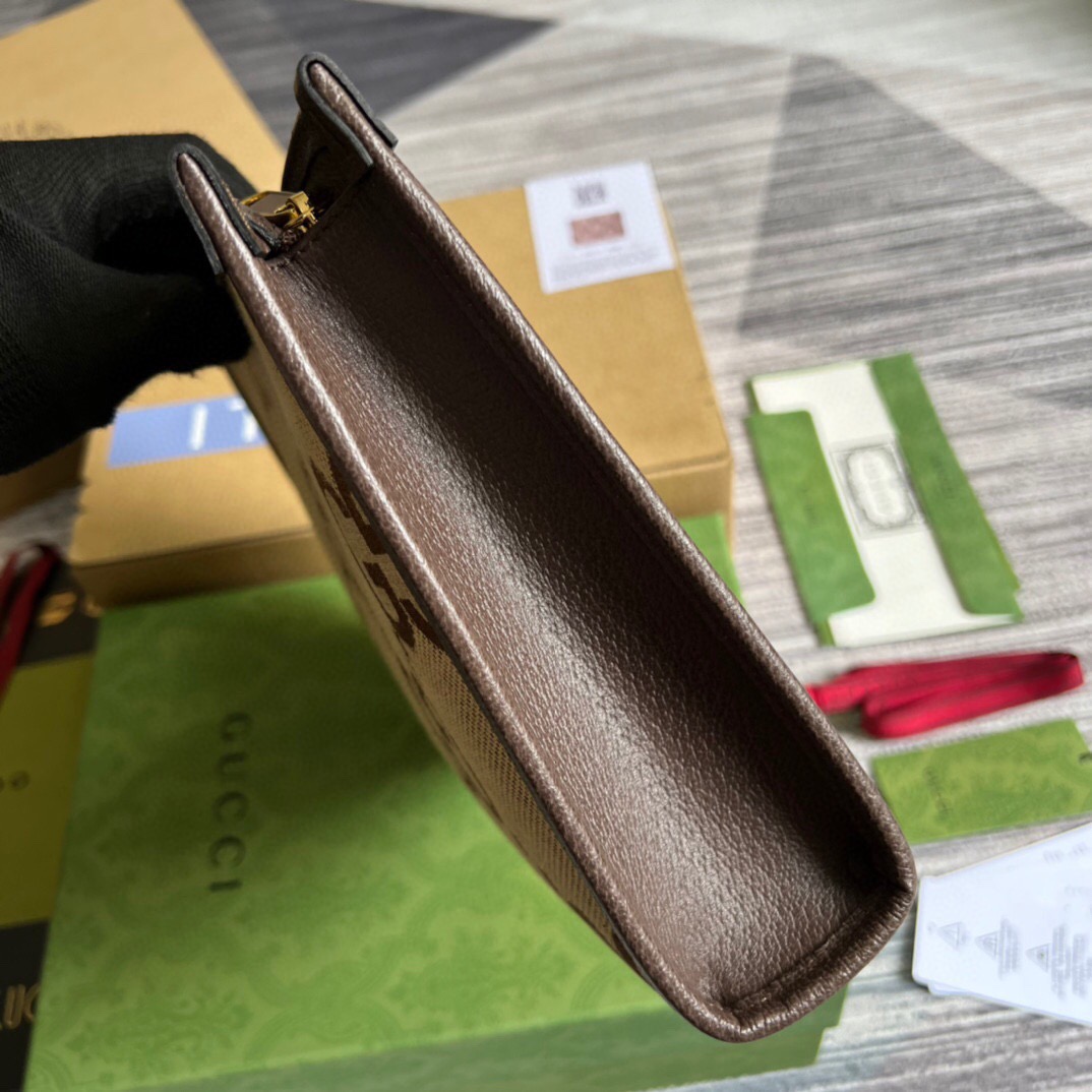 Gucci UKMBG 2572 Unisex Clutch Bags 26*20*6cm