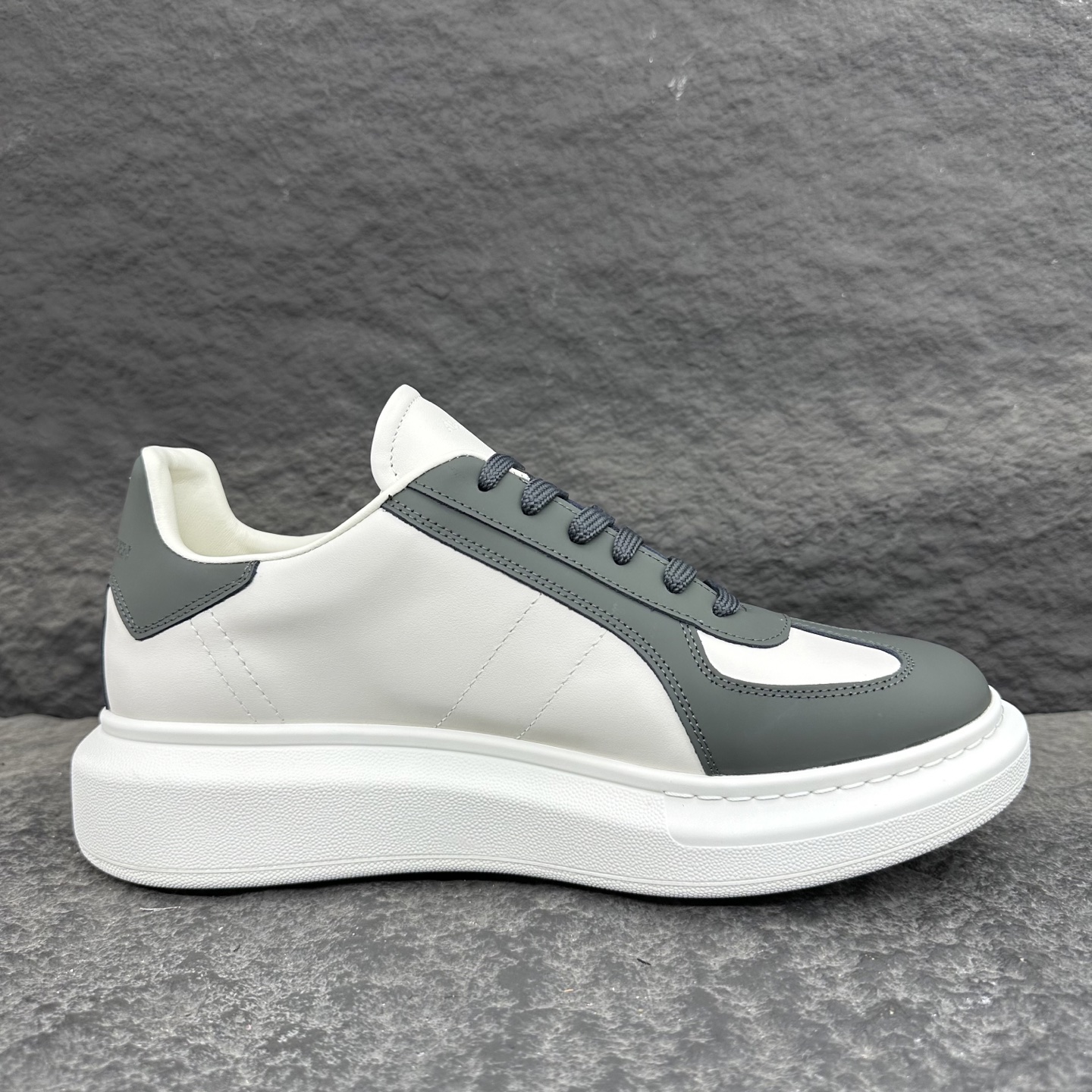 Alexander McQueen Sprint Runner Sneaker size 36-46