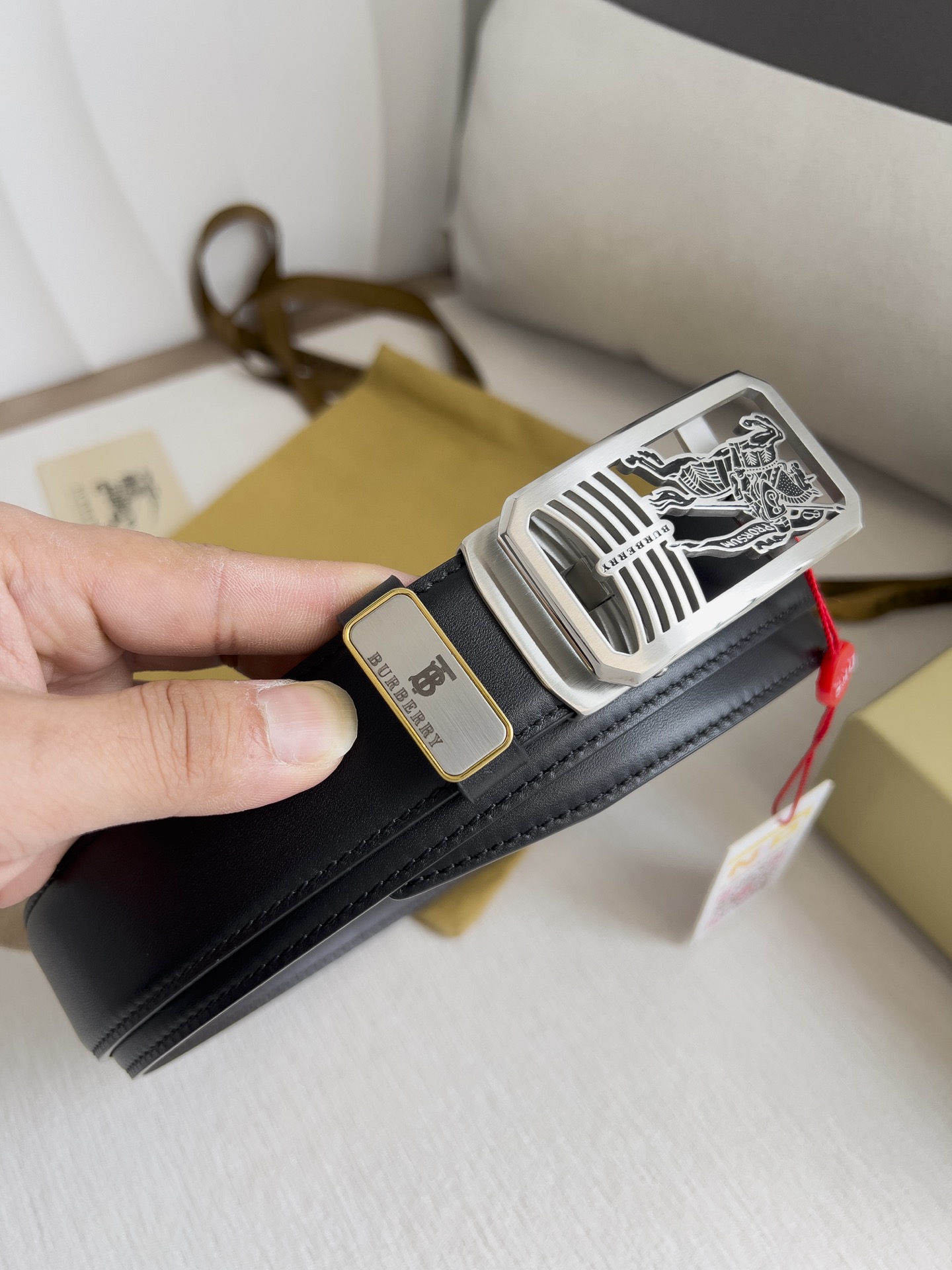 Burberry Men Belt Width 3.5cm