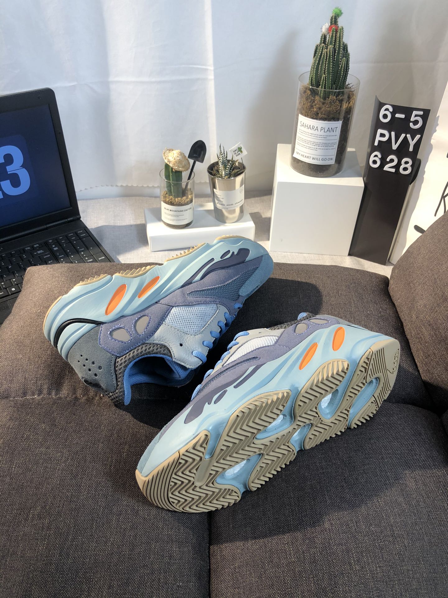 Yeezy 700 Boost Mens/Women's Sneakers Shoes 36 - 45