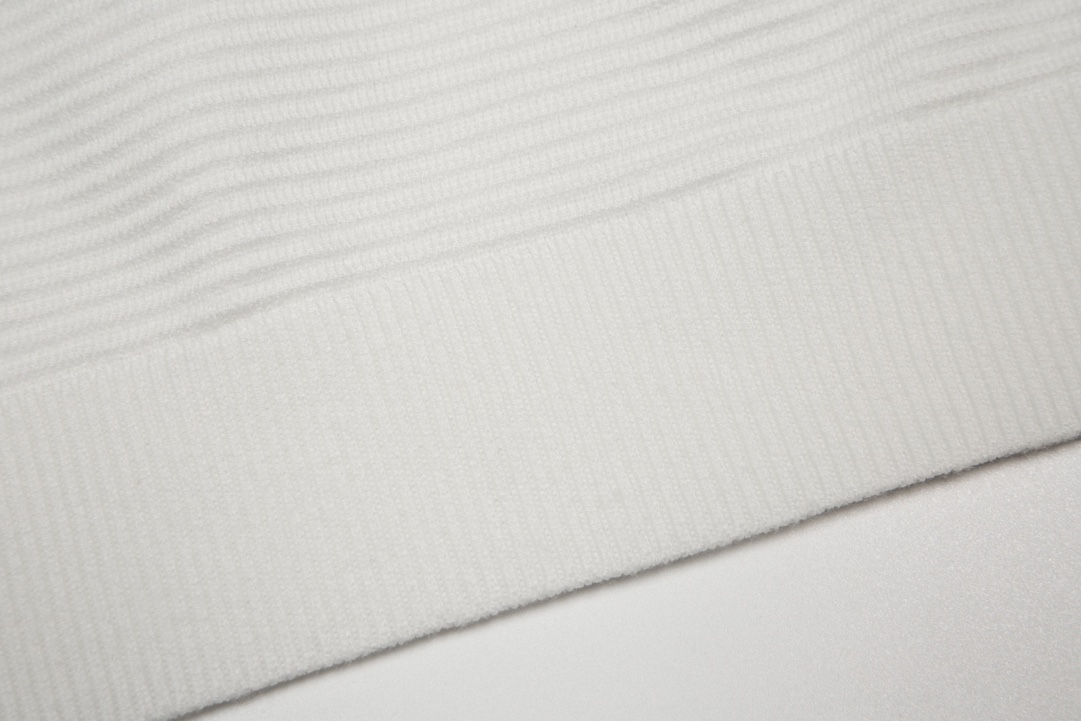 Thom Browne Unisex Sweatshirt Size S-XL