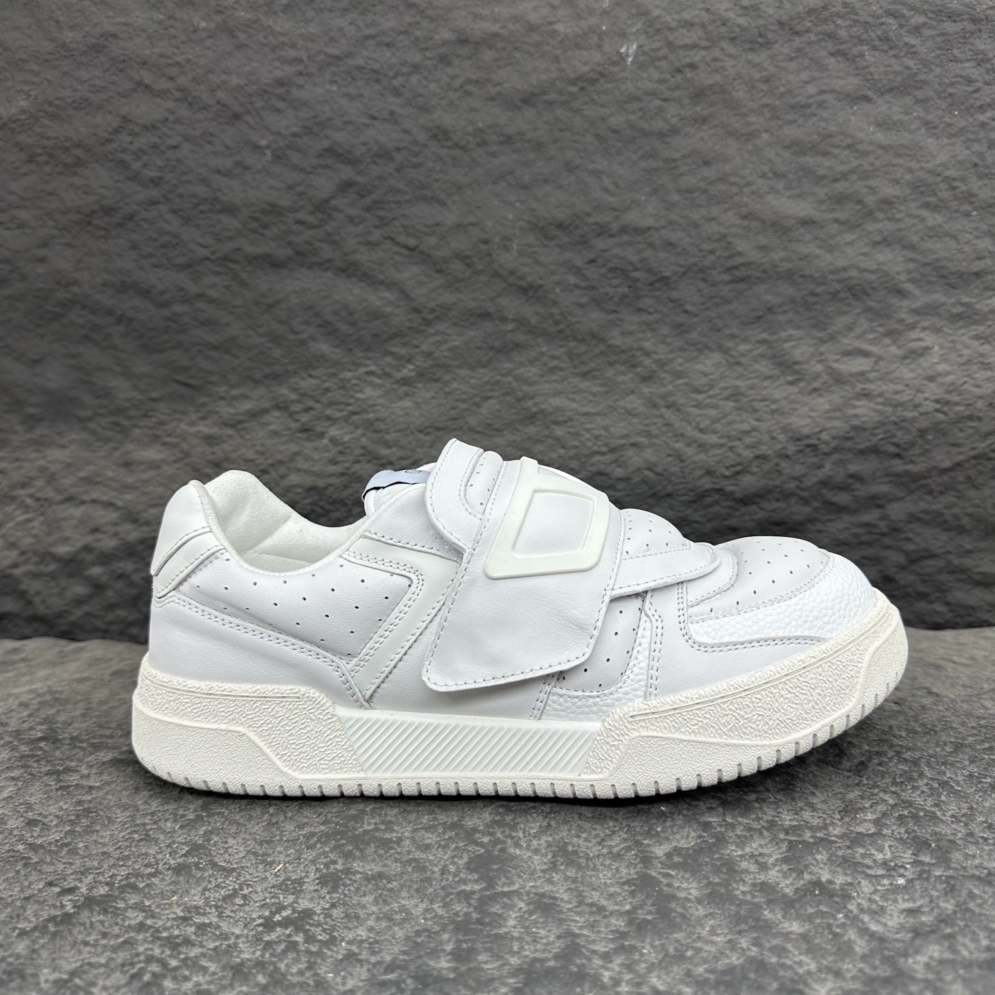 Valentino Joie De Jouer Sneaker Size 36-46