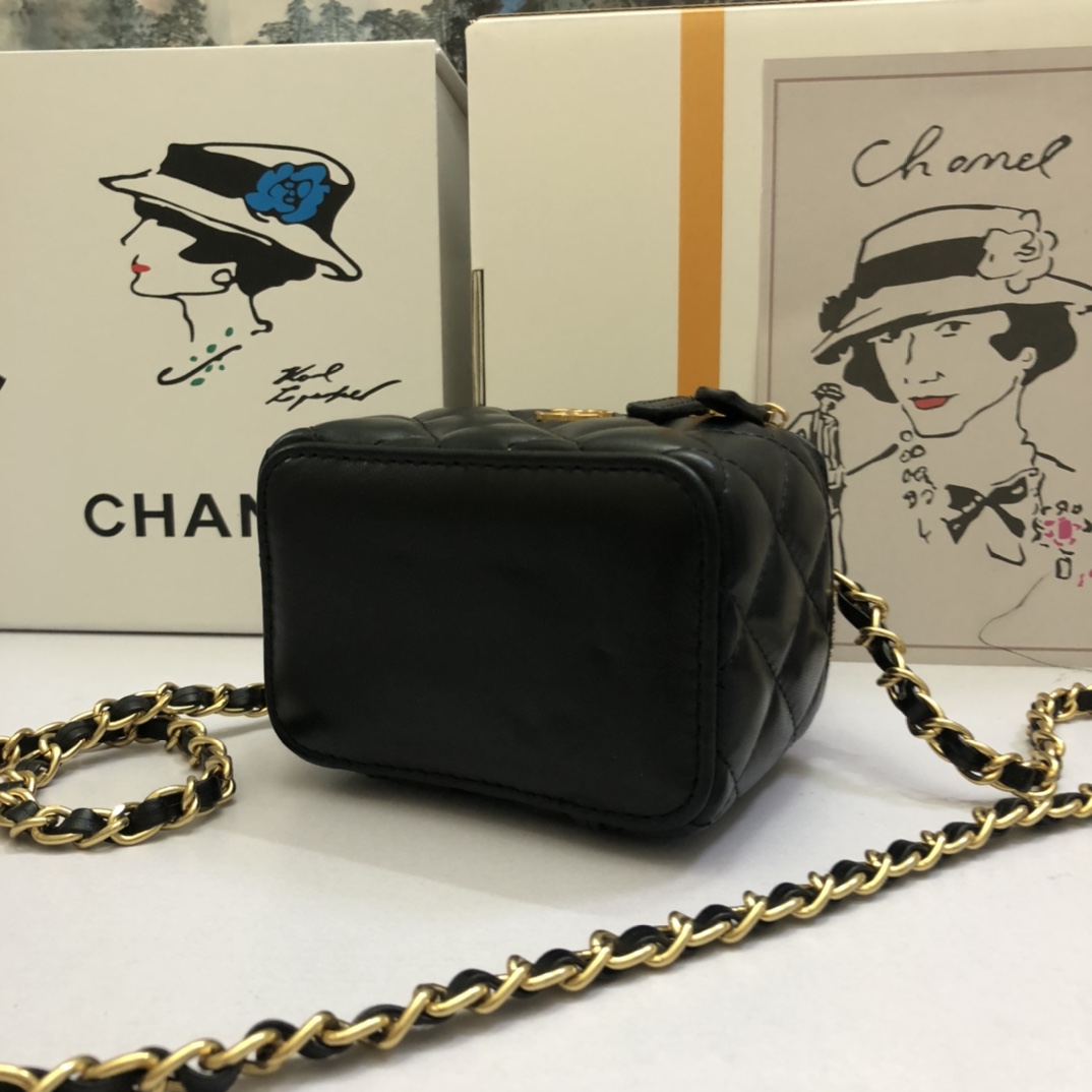 Chanel Women Shoulder Bags 11*8.5*7cm