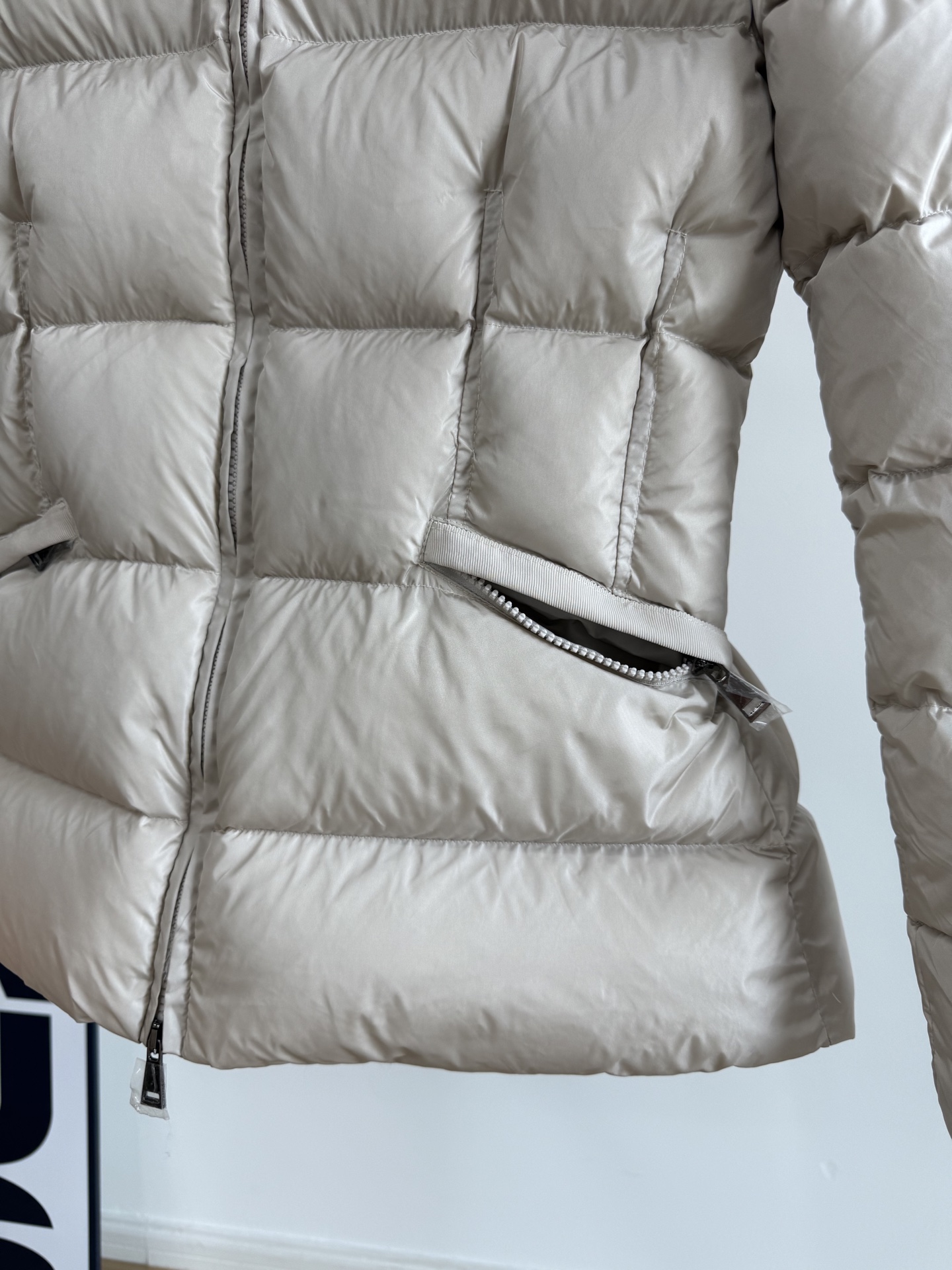 Moncler Avoce Women Down Jacket Size S-XL