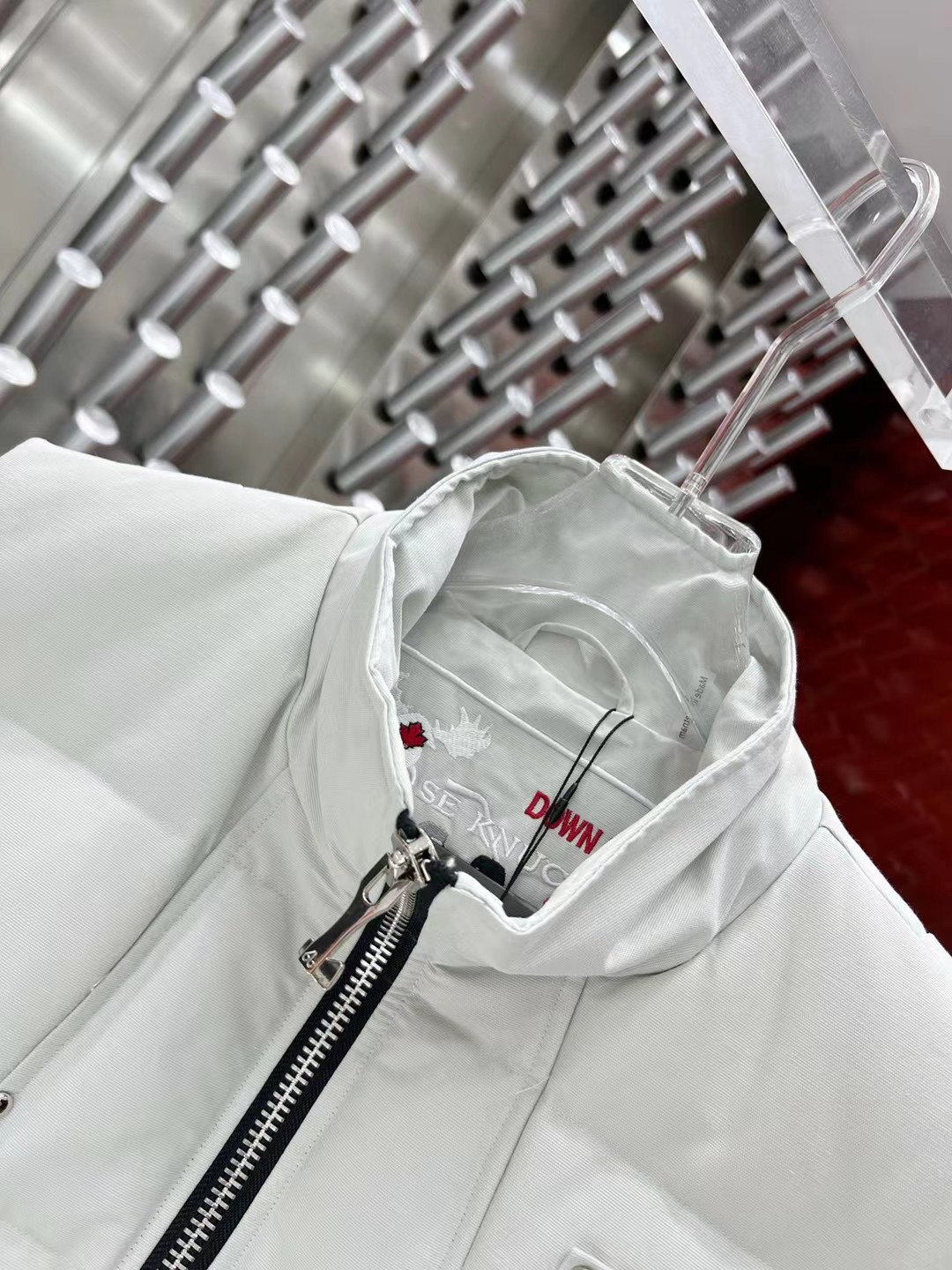 Moose Knuckles Vest-WD Unisex Winter Vest Size S-XXL