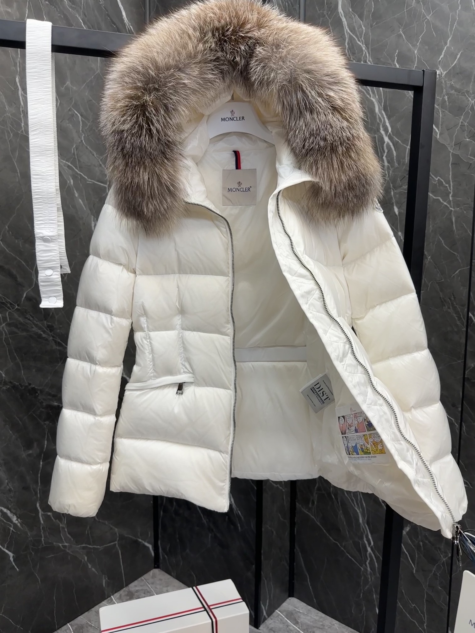 Moncler Boed Women Down Jacket Size S-XL