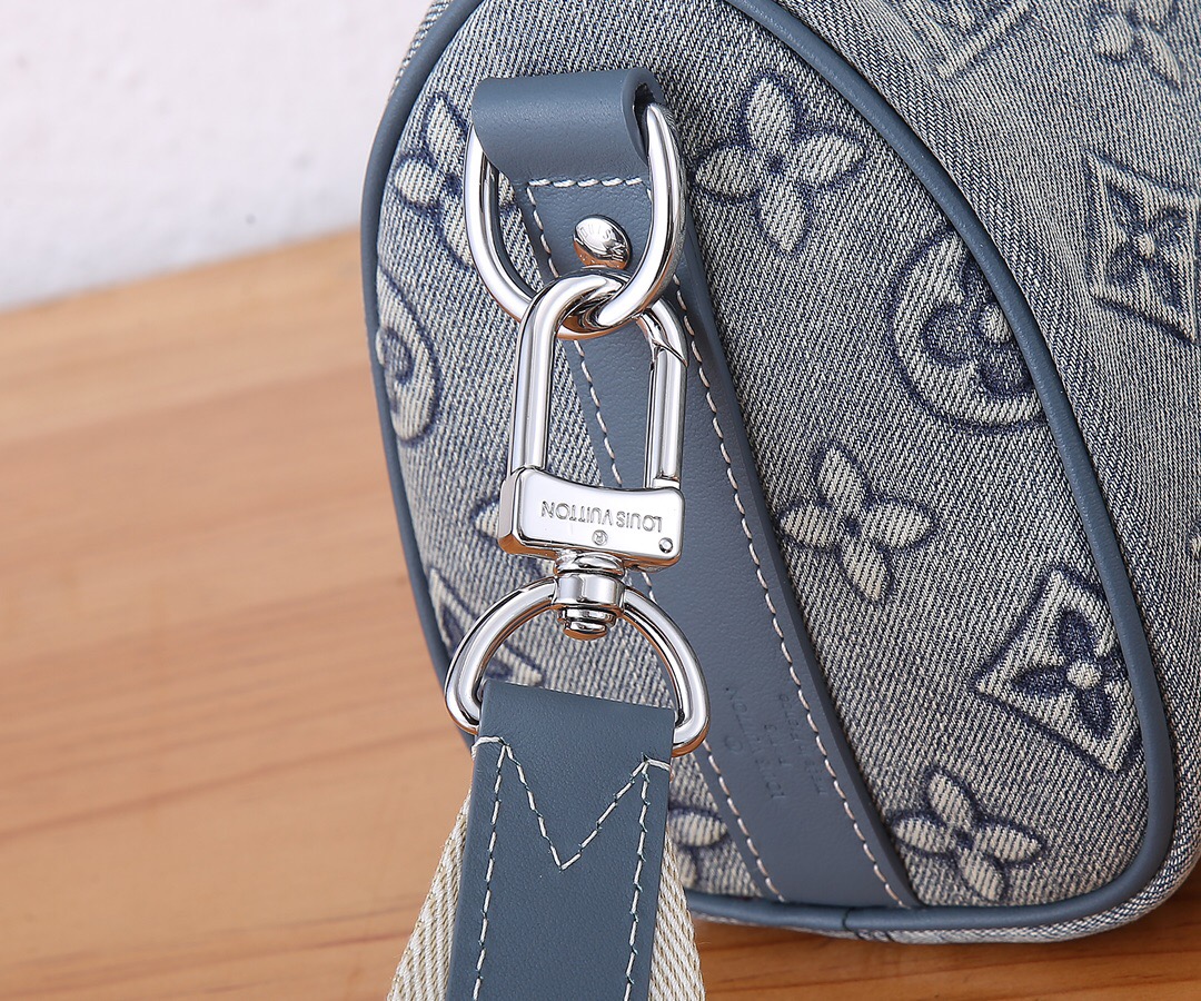 Louis Vuitton M22762 Keepall Bandouliere Women Bags Size 25*15*11cm