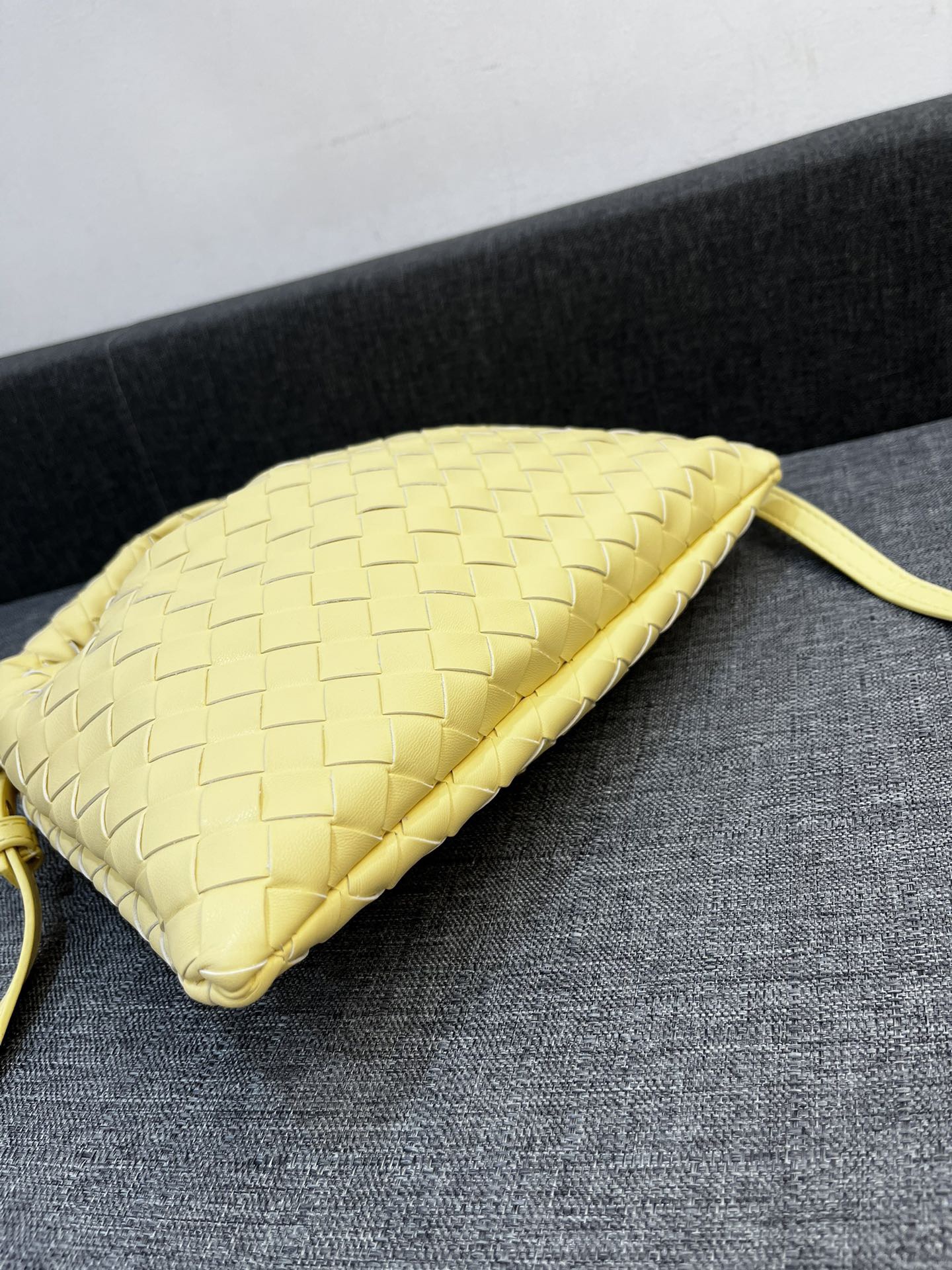Bottega Veneta HO Shoulder Bags 28*17cm