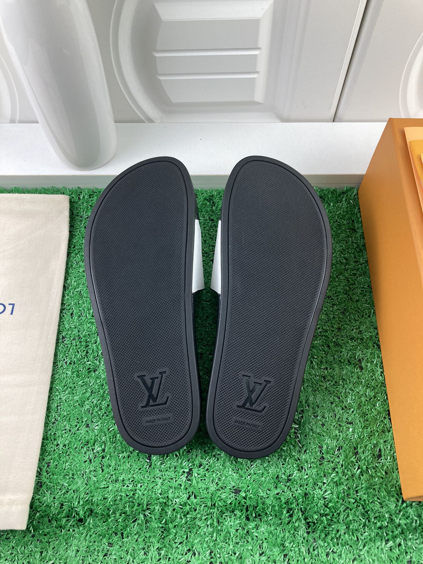 Louis Vuitton 2024ss Candy Series Slippers Size 36-45