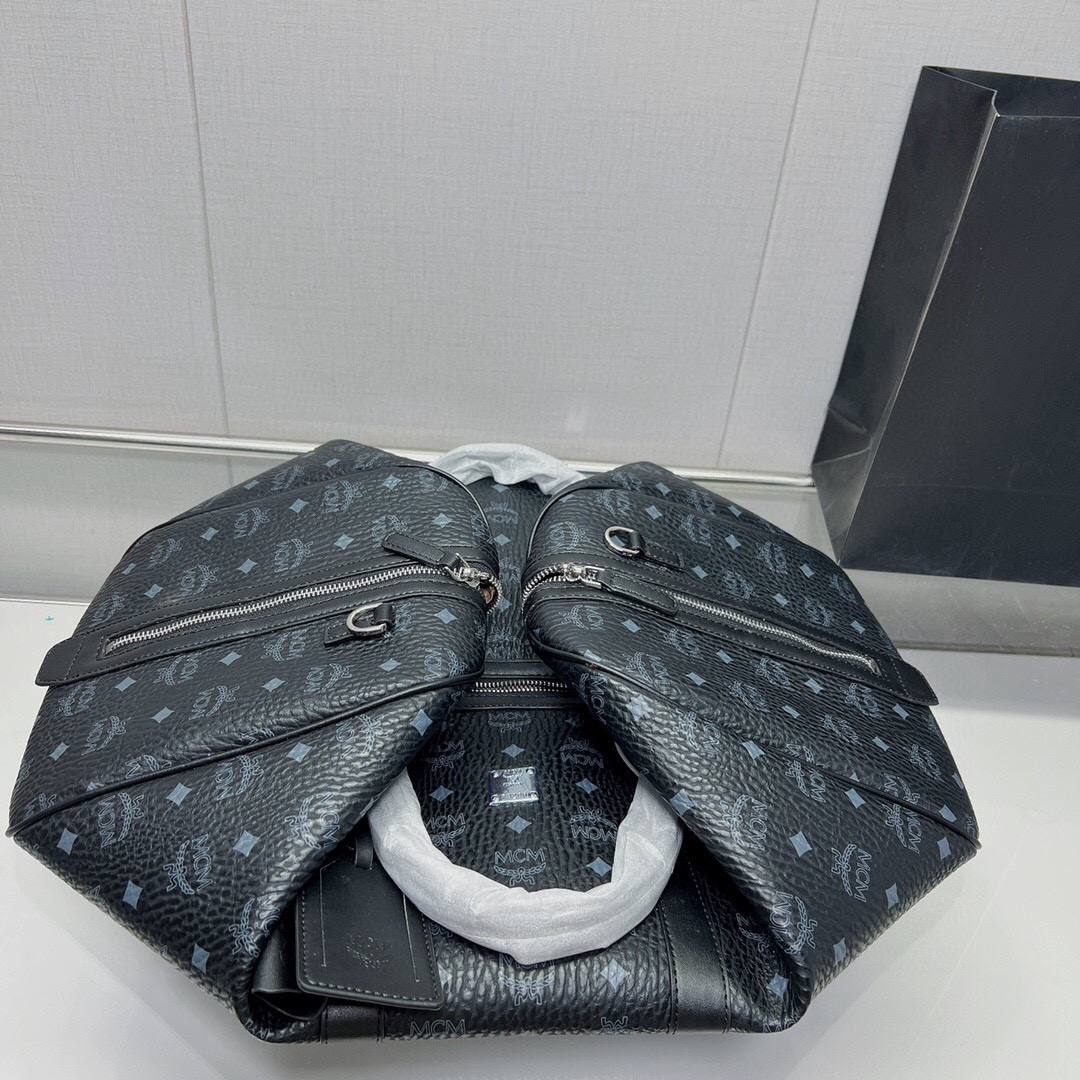 MCM Ottomar Weekender Bag in Visetos Size 45cm