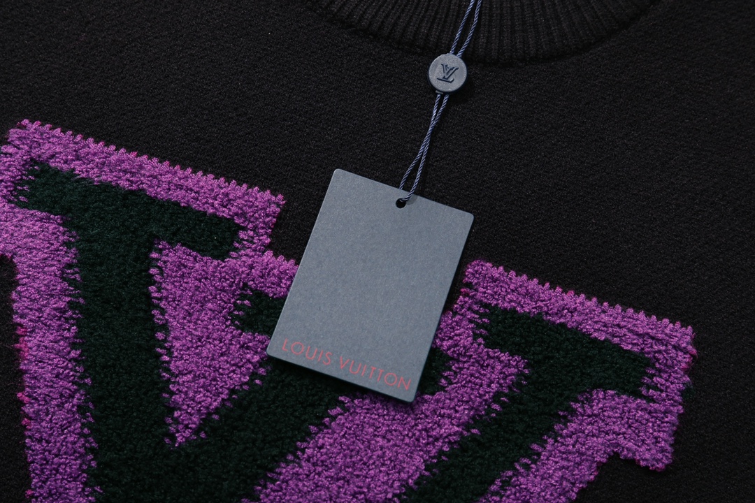 Louis Vuitton Unisex Sweatshirt Size S-XL