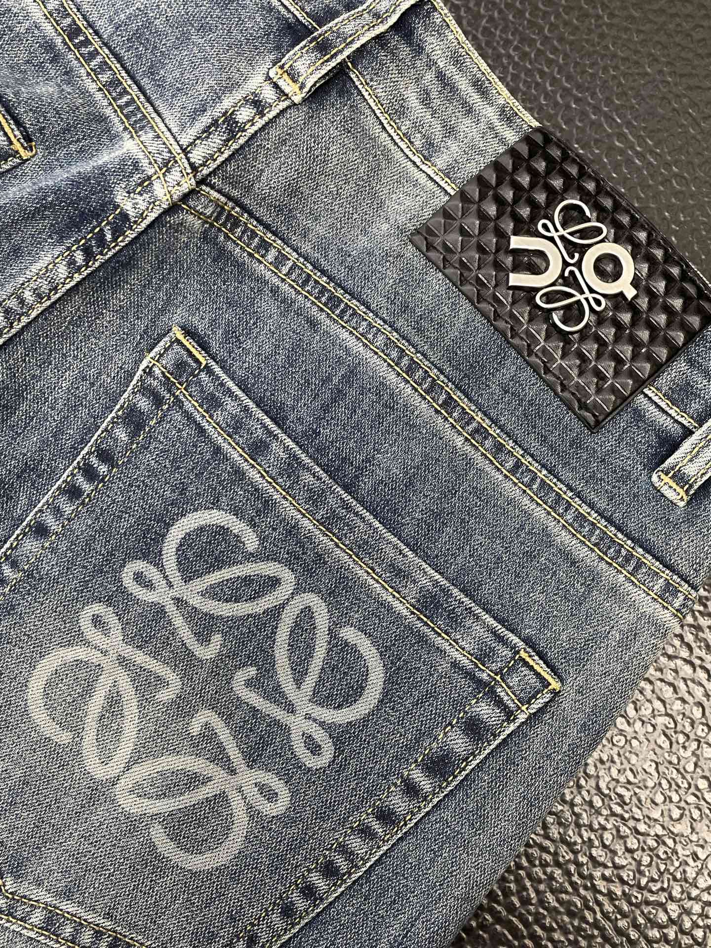 Loewe Jeans Men Size 28-38