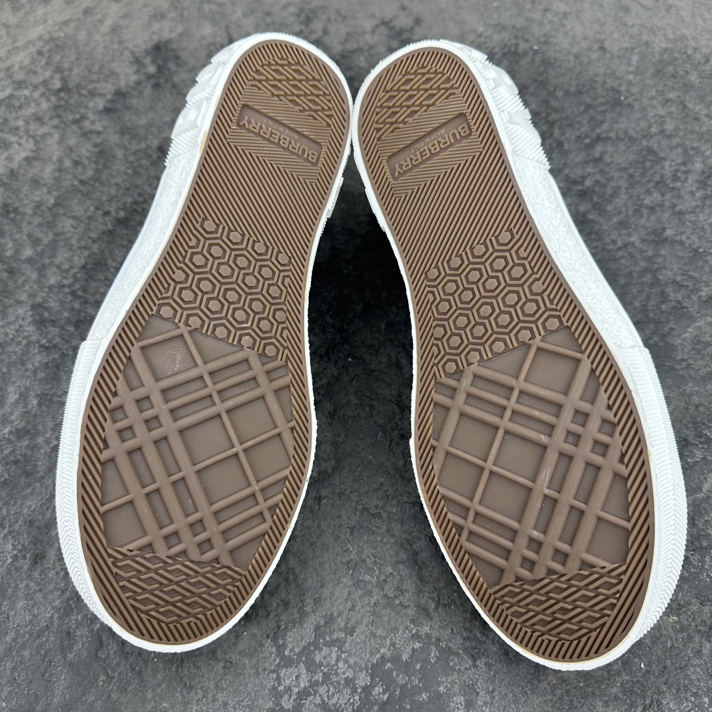 Burberry Sneaker Size 36-45