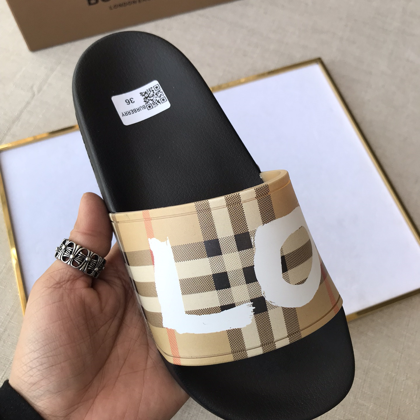 Burberry Mens Women Sandals Gr. 36-46