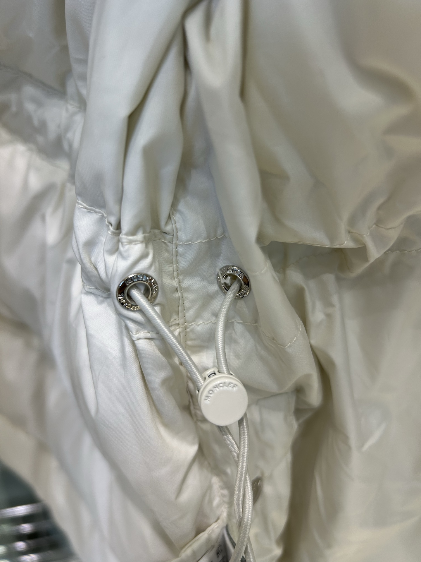 Moncler Women vouglans Winter Jacket Size S-XL