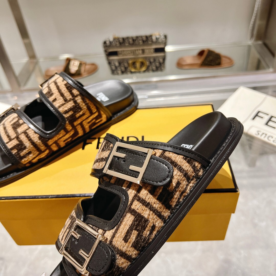 Fendi Slippers Size 36-45
