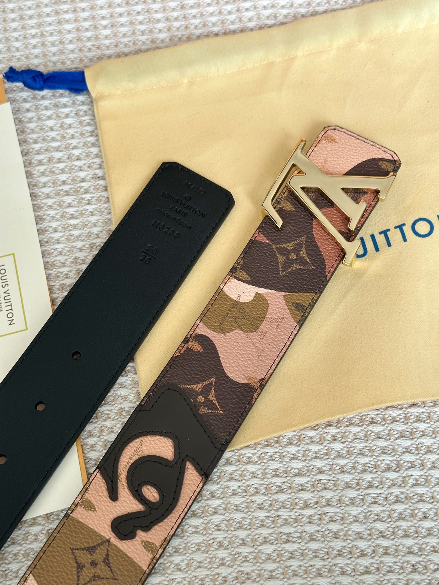 Louis Vuitton Men Belt Width 4cm