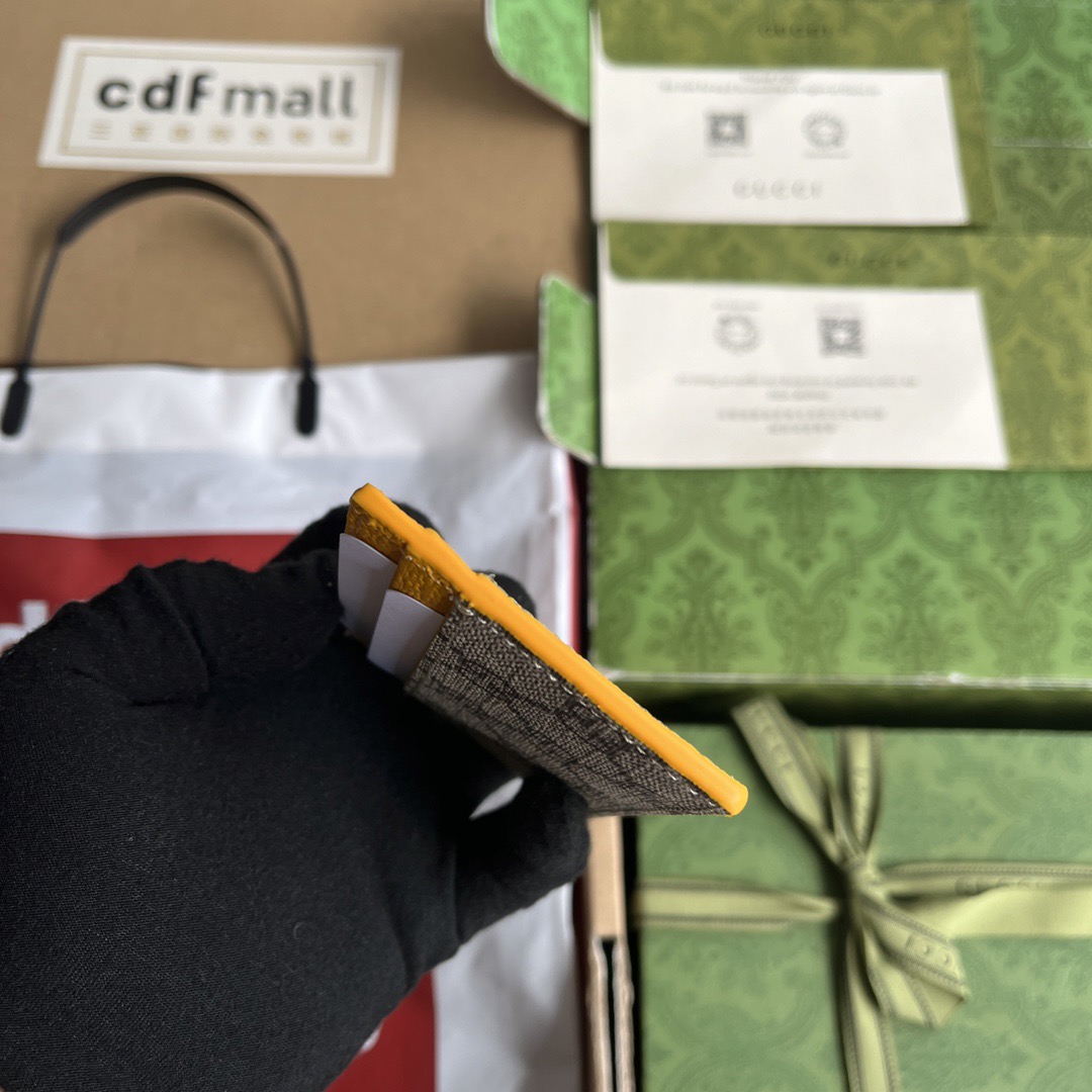 Gucci Kartenetui Mit GG Detail Size 11*7cm