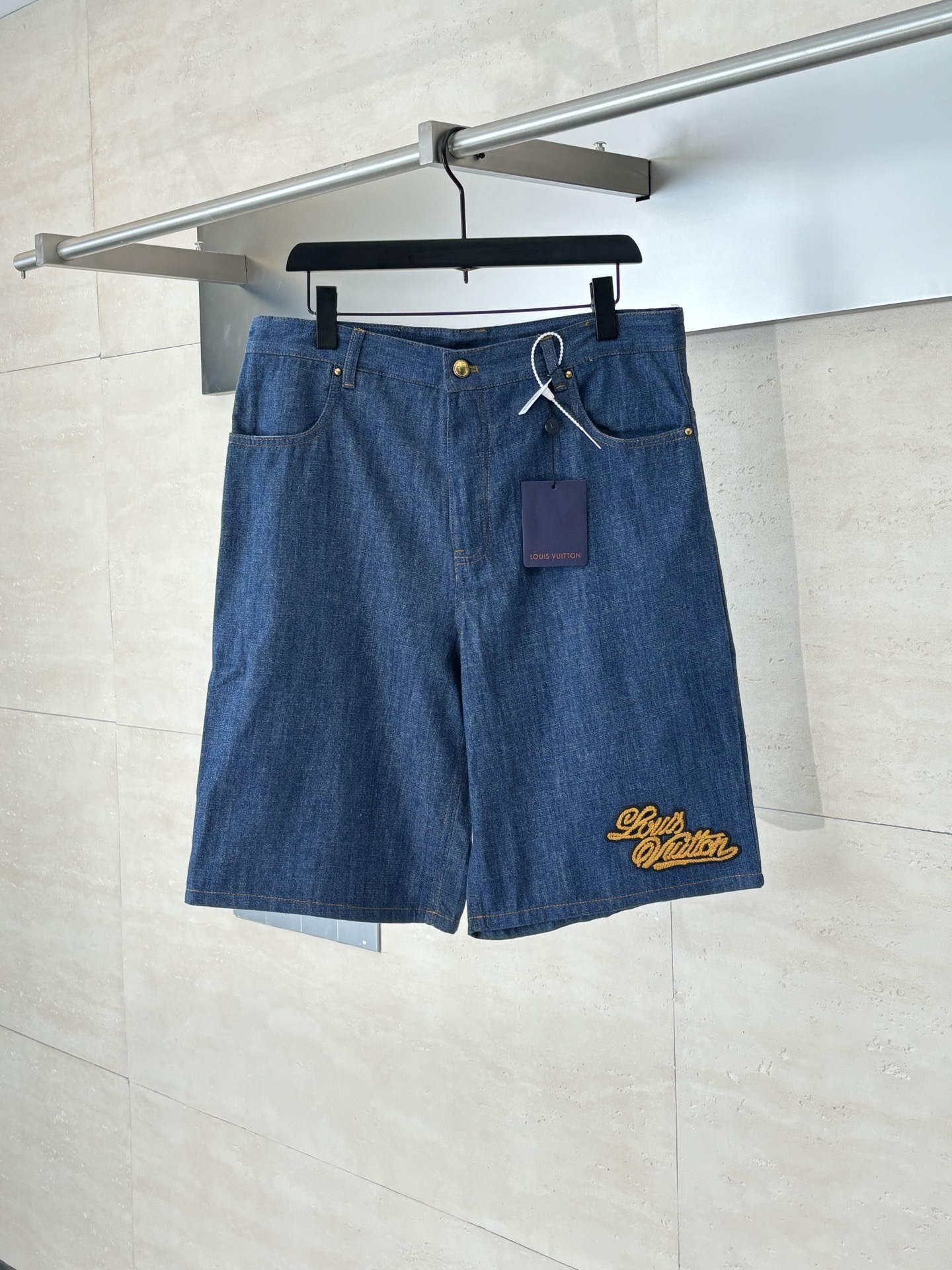 Louis Vuitton Unisex Shorts Size S-XL