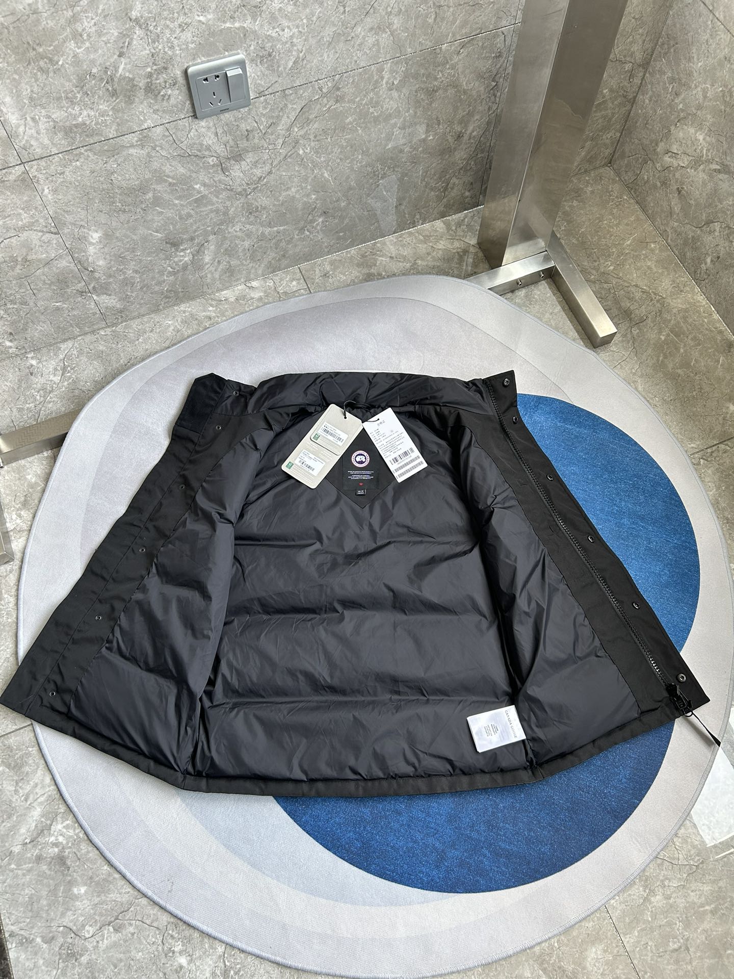 Canada Goose Paradigm Freestyle Vest-WD Men Winter Vest Size XS-XXL