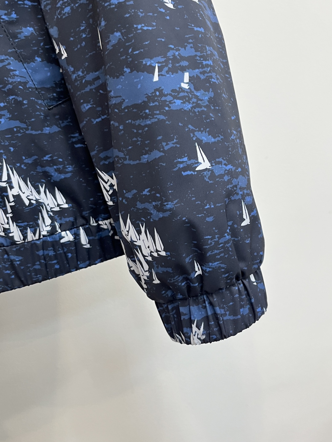 Louis Vuitton Unisex Jacket Size M-XXXL