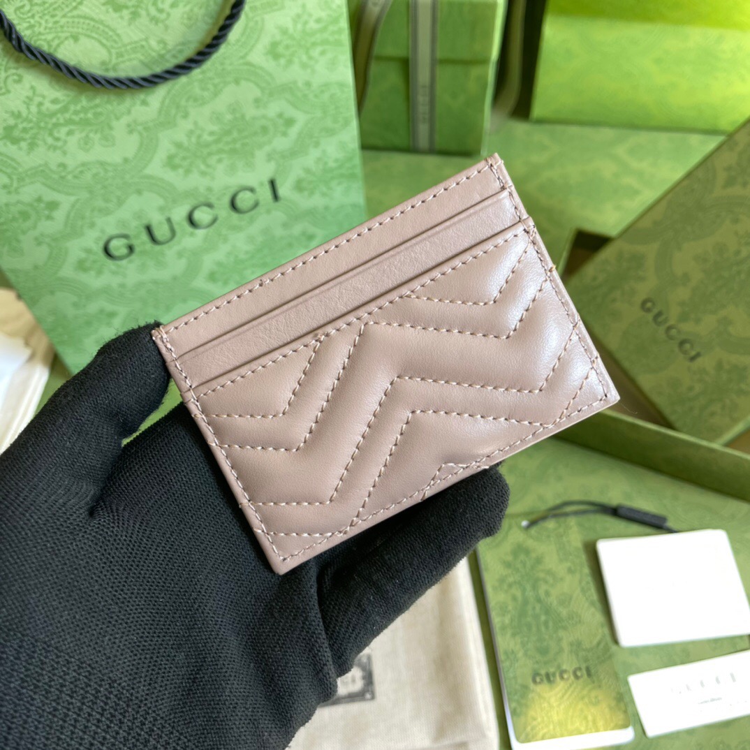 Gucci GG Marmont card case Size 10*7cm Style: 443127