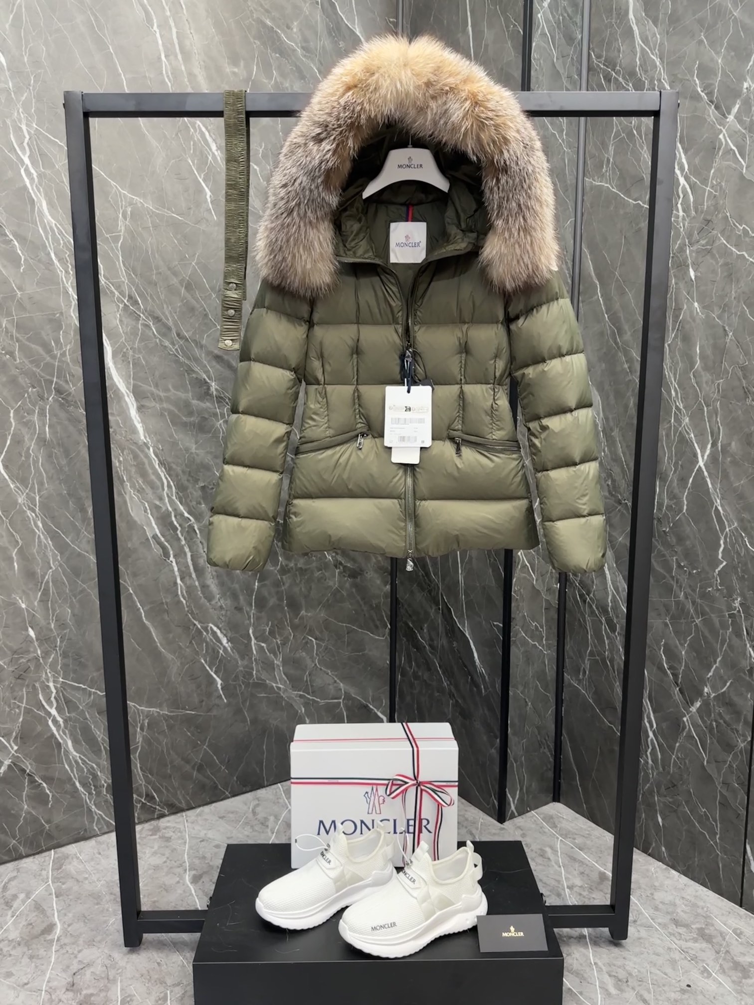 Moncler Boed Women Down Jacket Size S-XL
