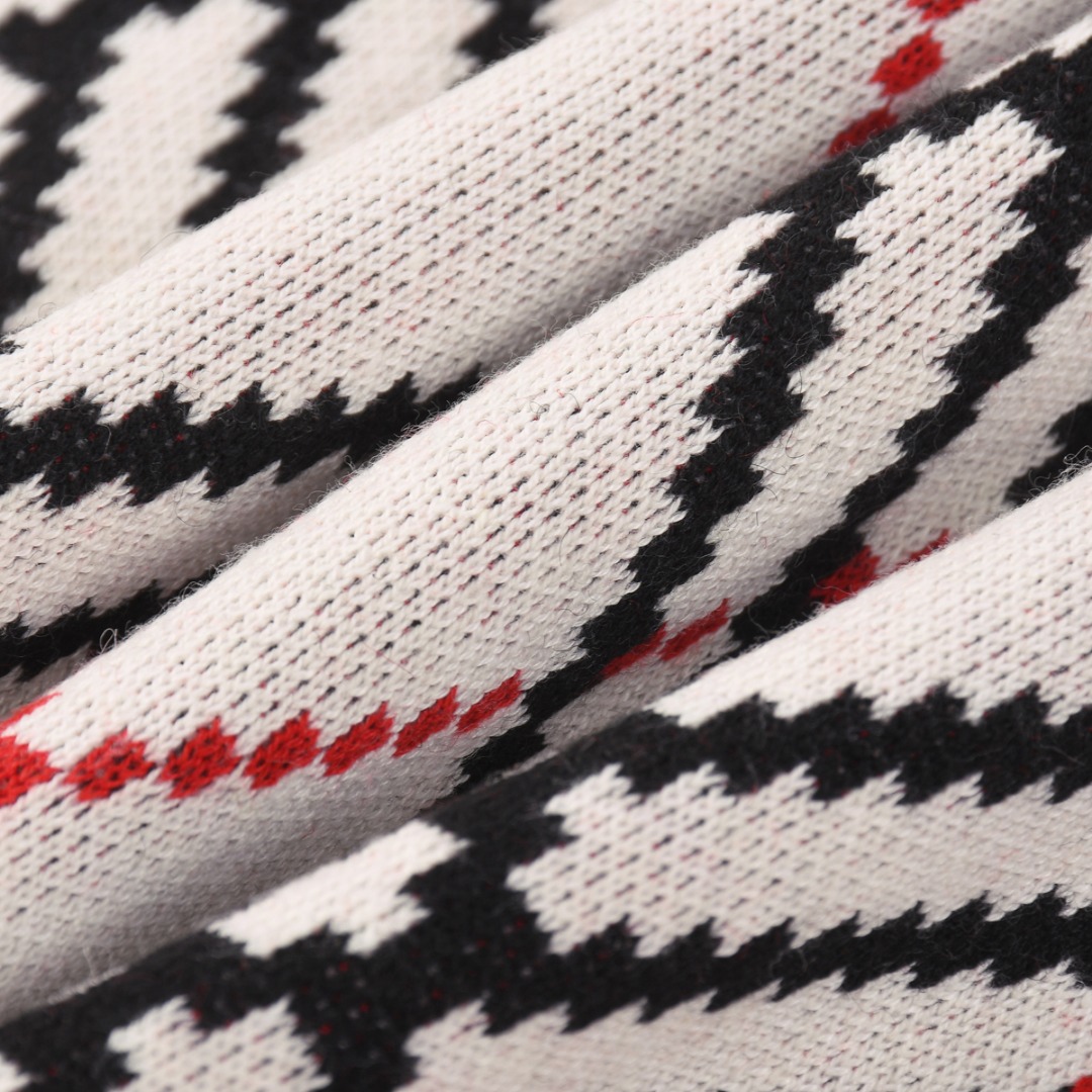 Burberry Unisex Sweatshirt Size S-XL