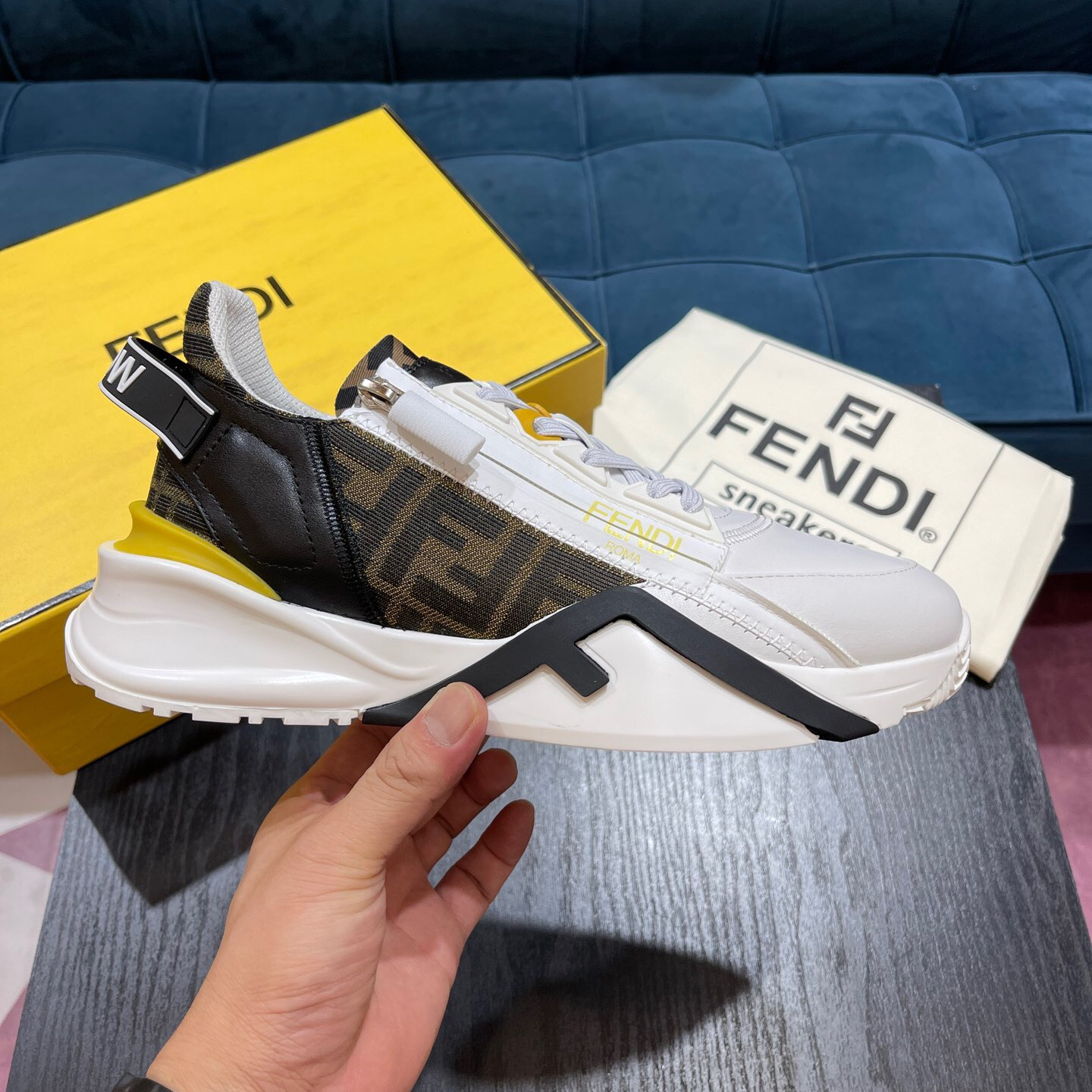 Fendi Flow Sneaker for Men Size 39-45  5-Color