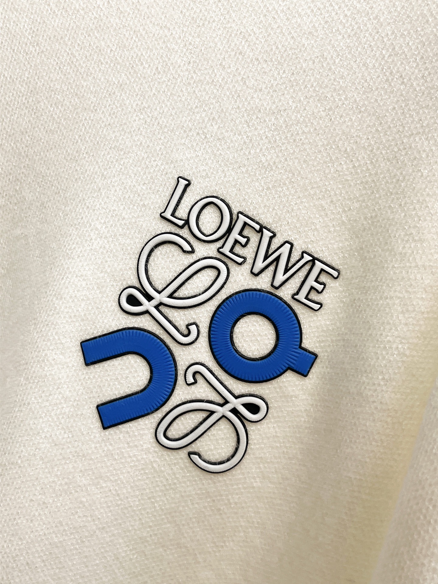 Loewe Unisex Sweatshirt Size M-XXXL